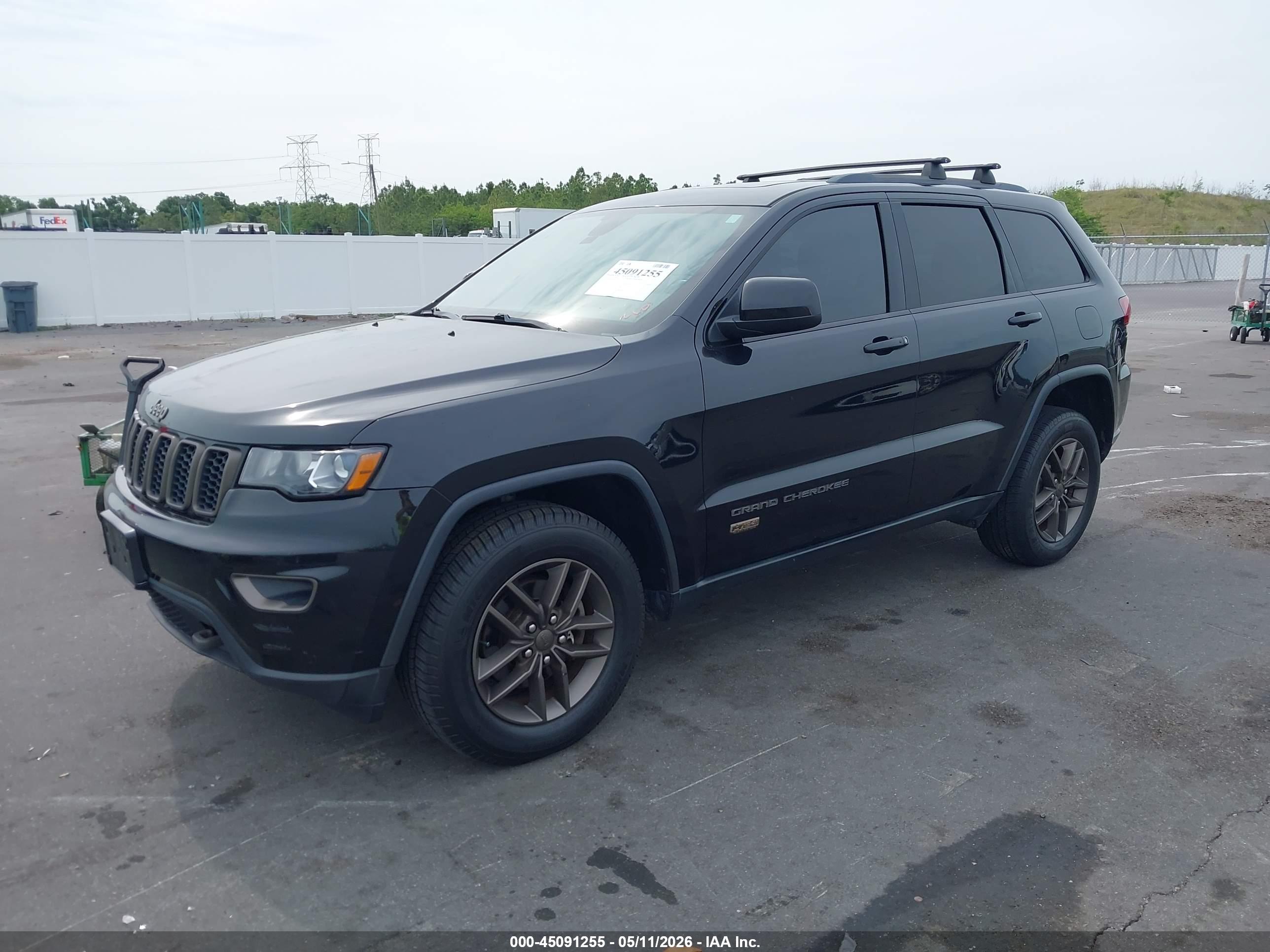 JEEP GRAND image 2