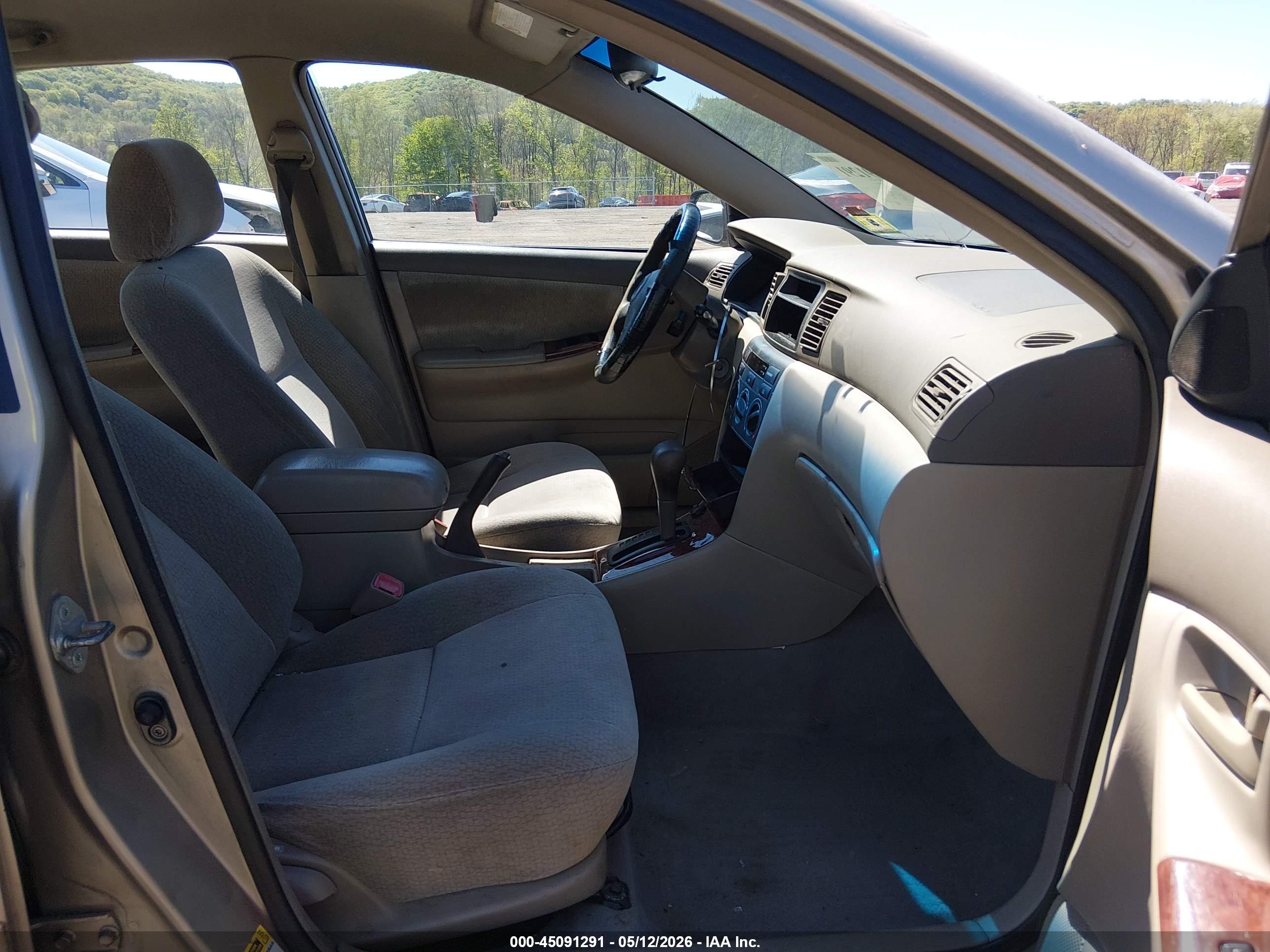 TOYOTA COROLLA image 5