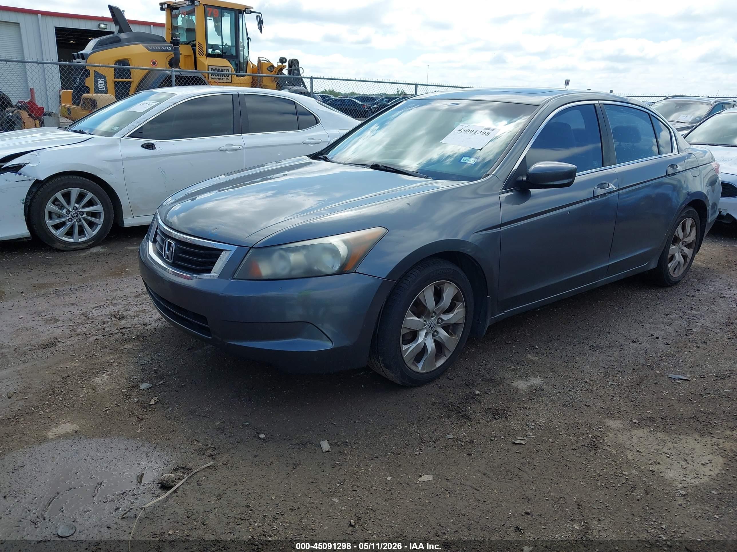 HONDA ACCORD image 2