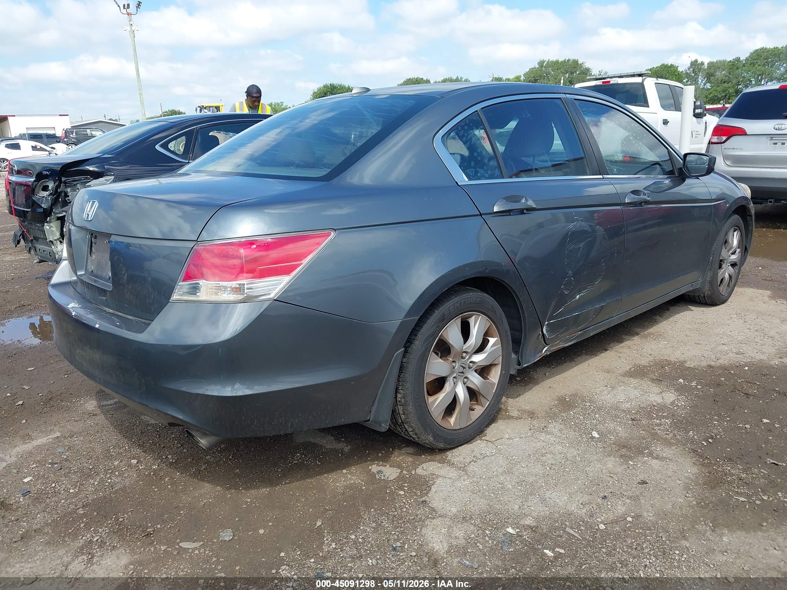 HONDA ACCORD image 4