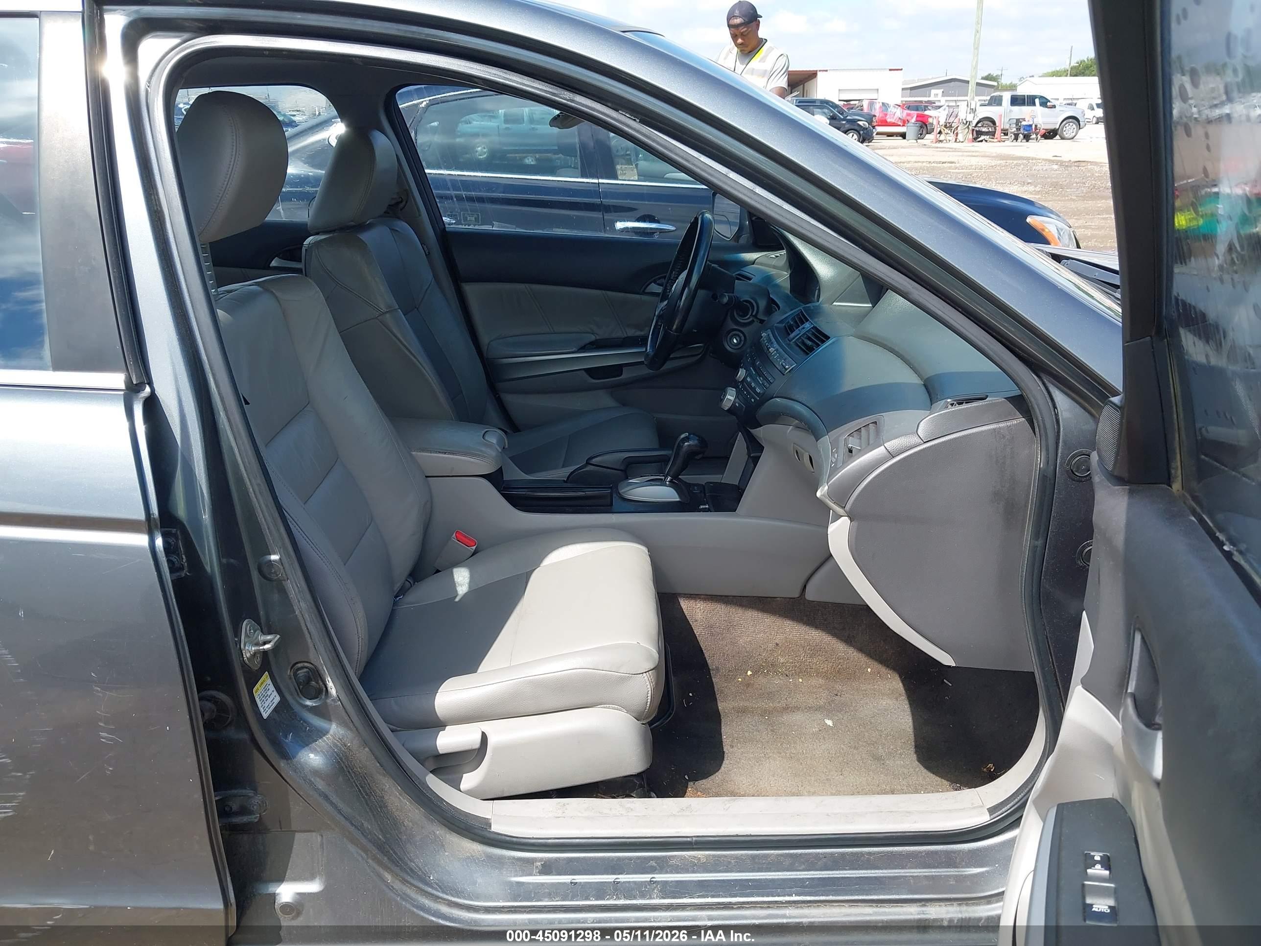 HONDA ACCORD image 5