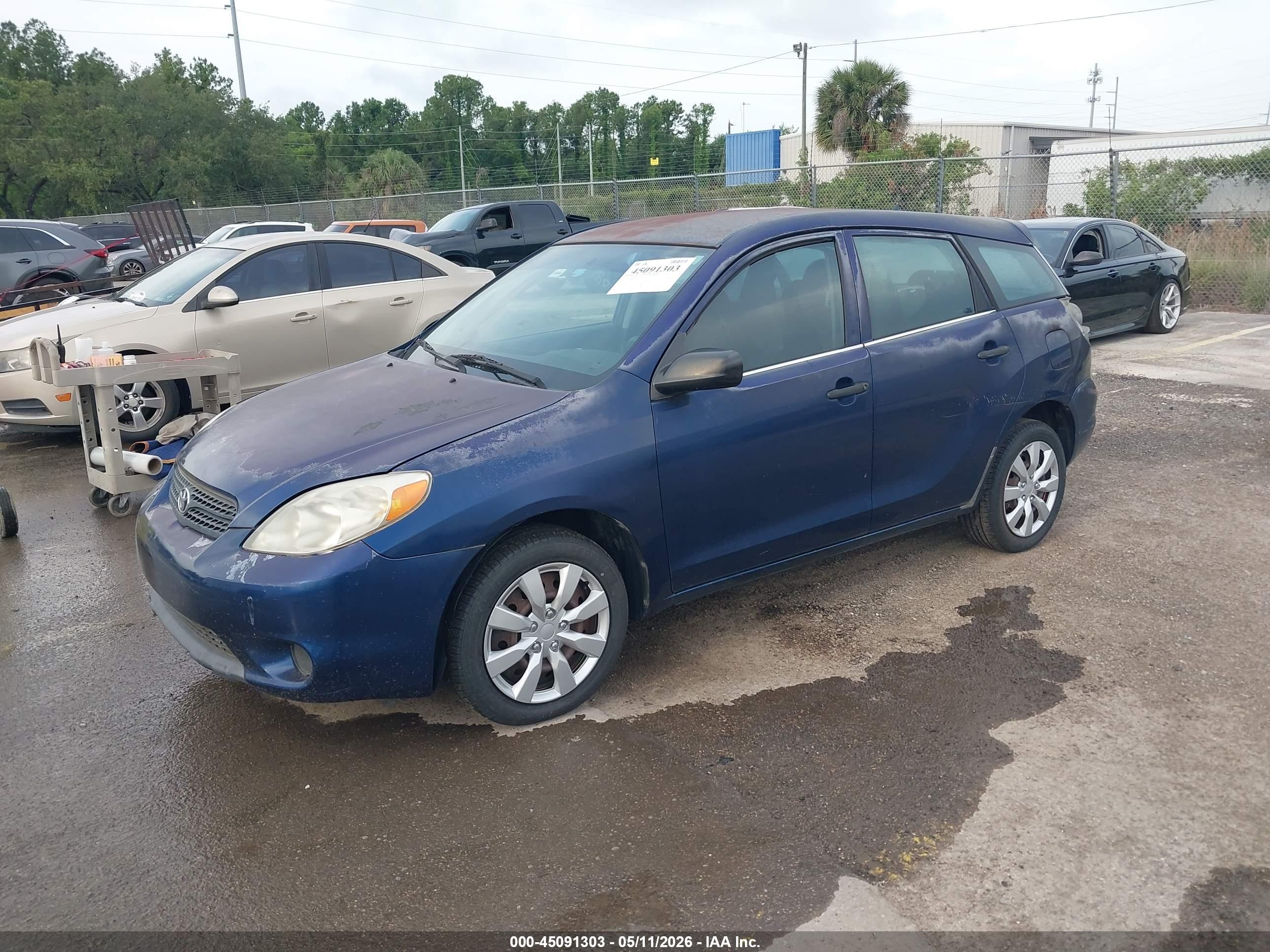 TOYOTA MATRIX image 2