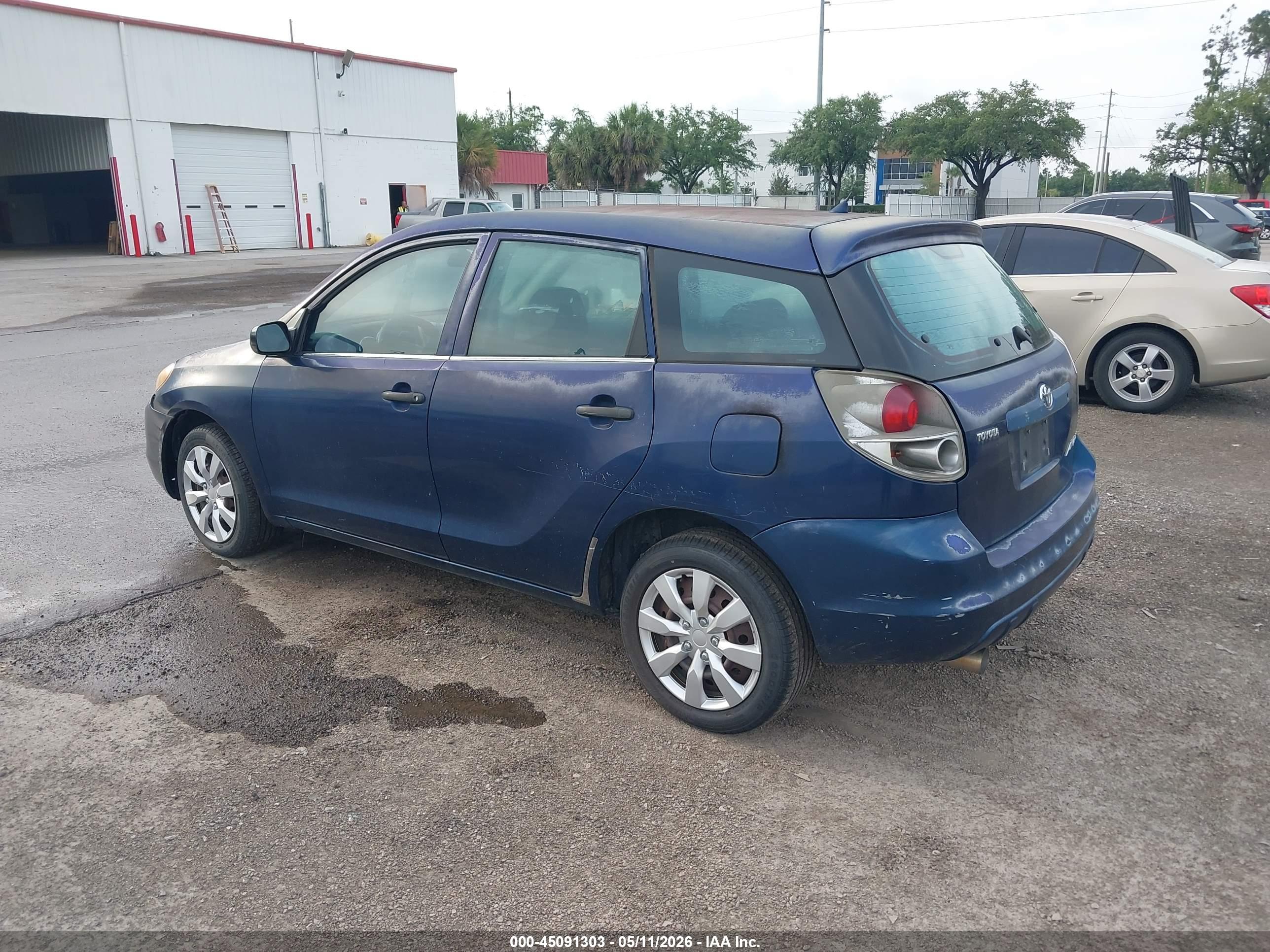TOYOTA MATRIX image 3