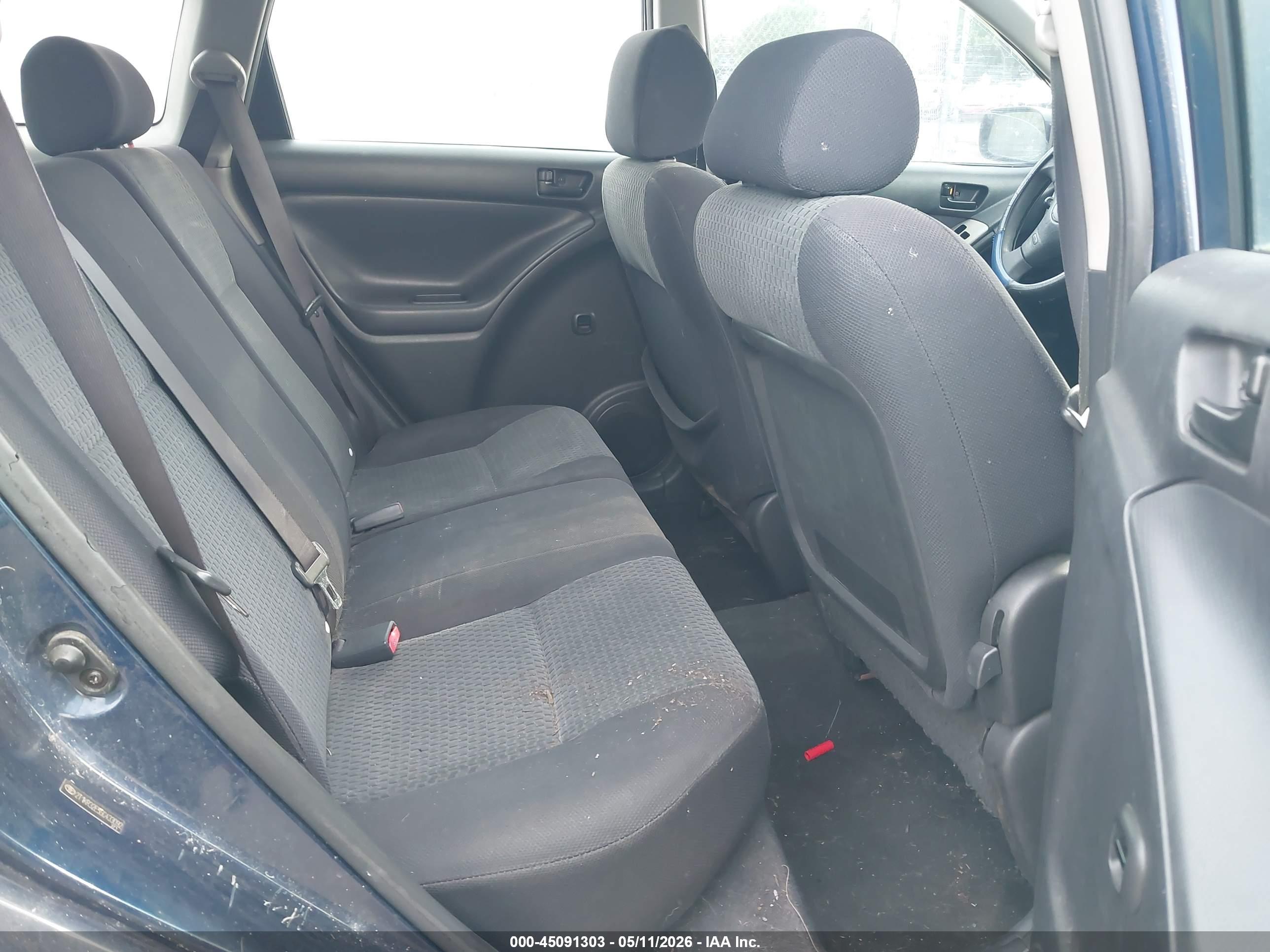 TOYOTA MATRIX image 8