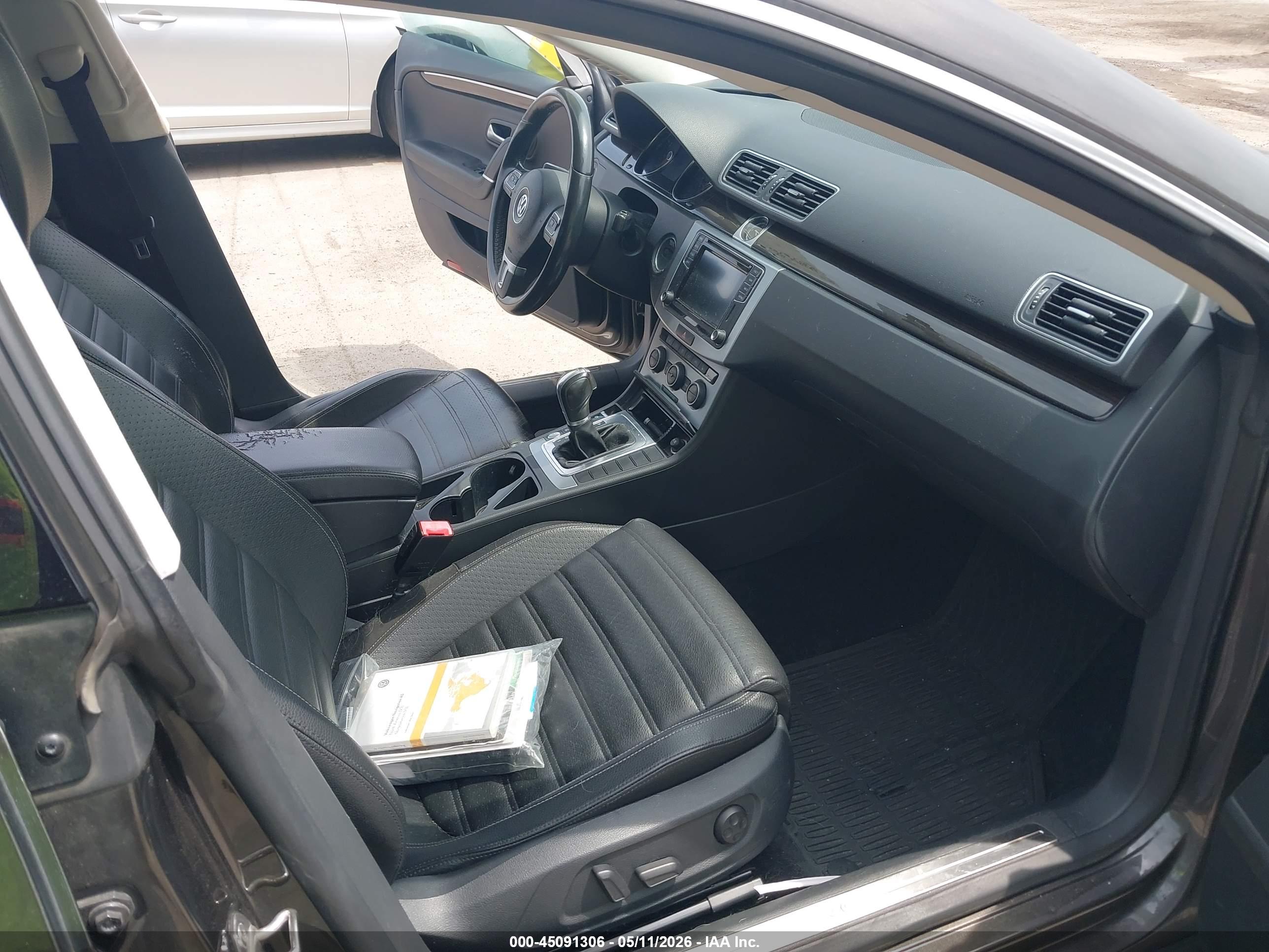VOLKSWAGEN CC image 5