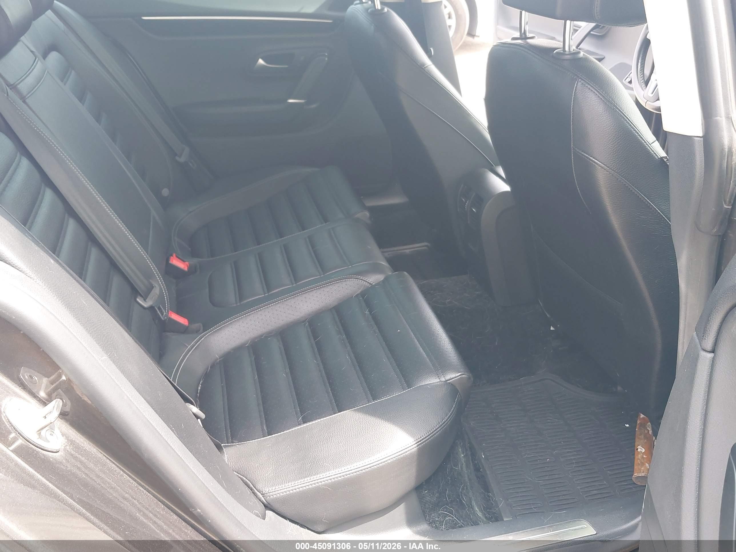 VOLKSWAGEN CC image 8