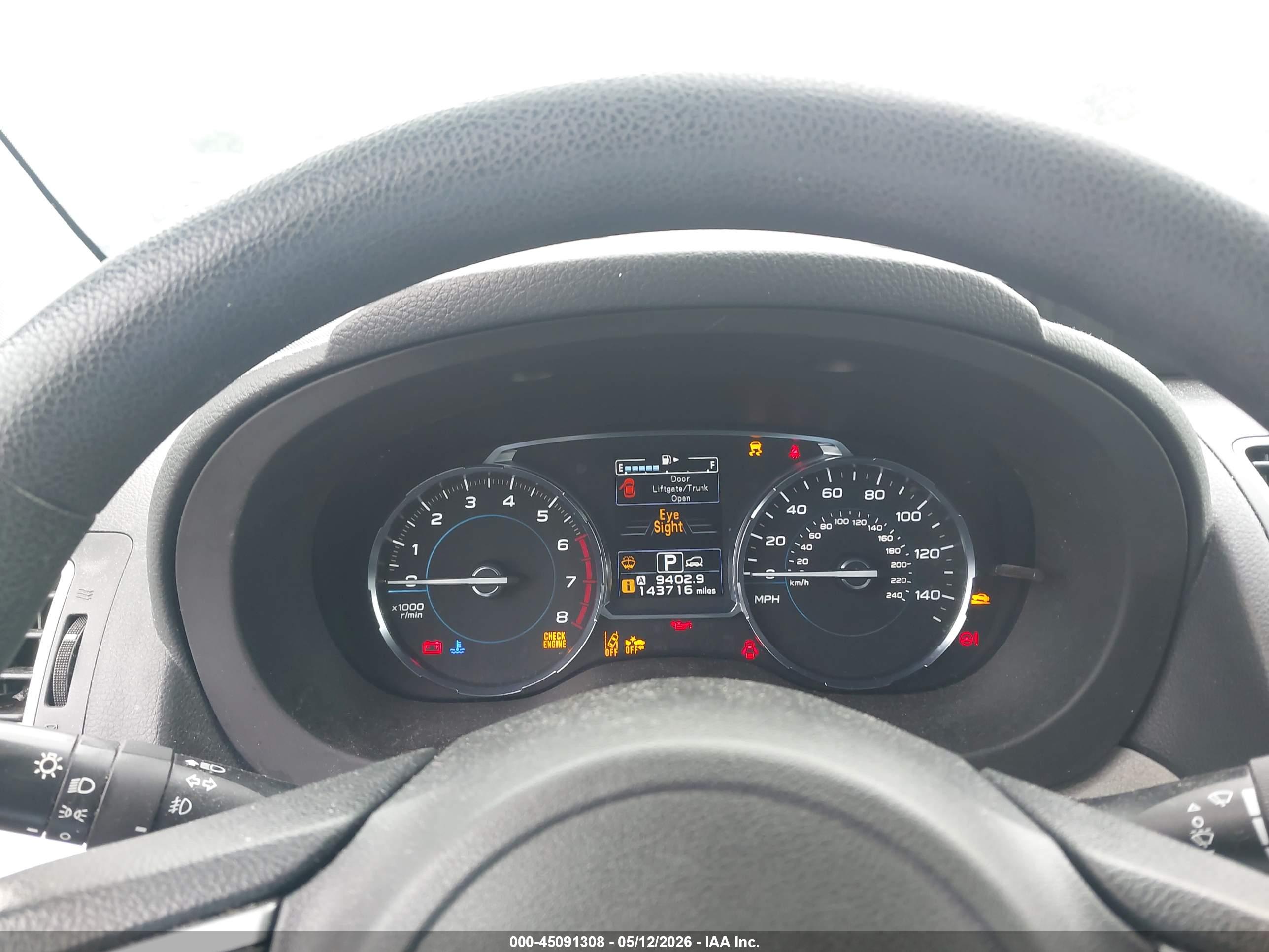 SUBARU FORESTER image 7