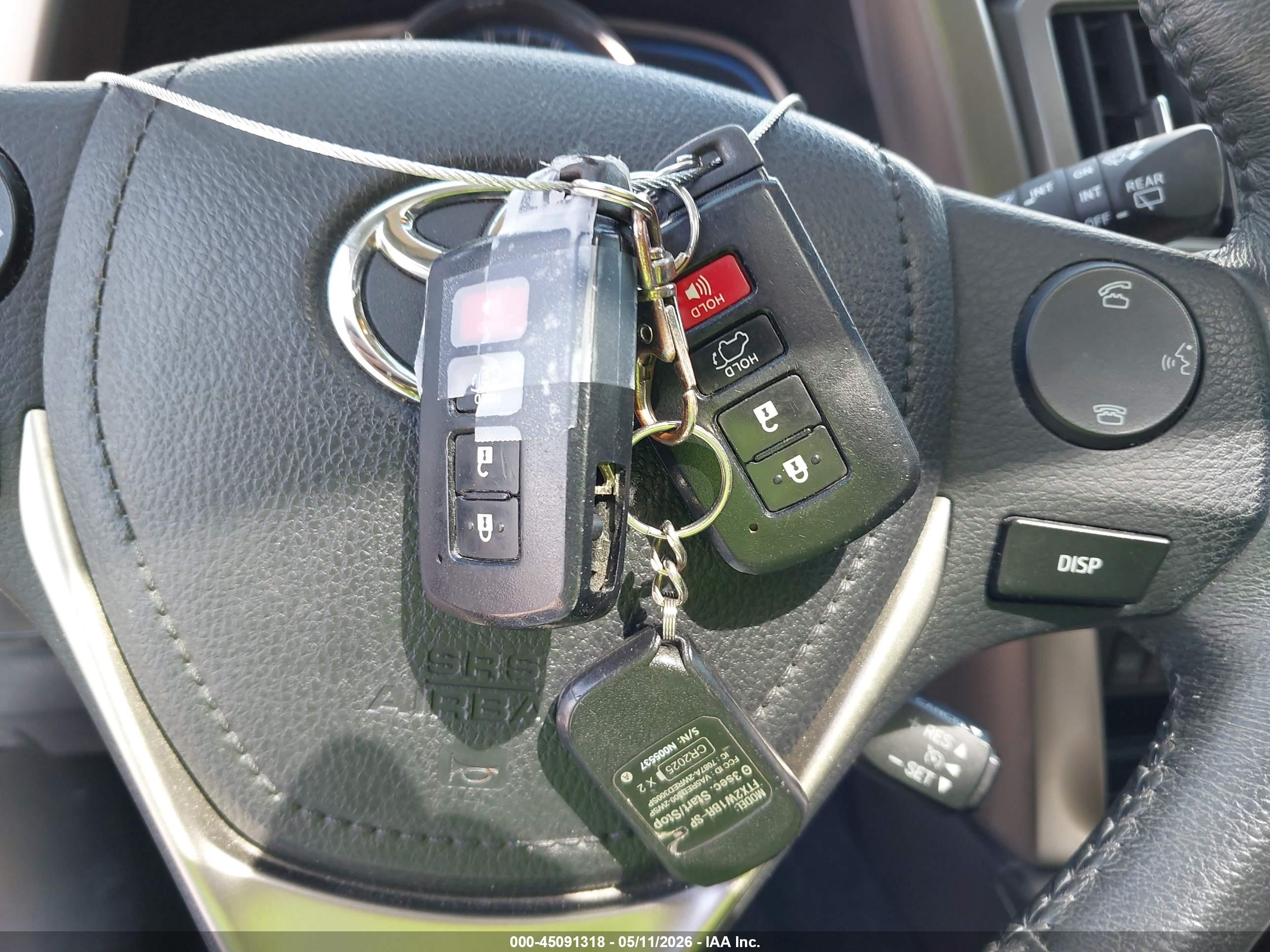 TOYOTA RAV4 image 11