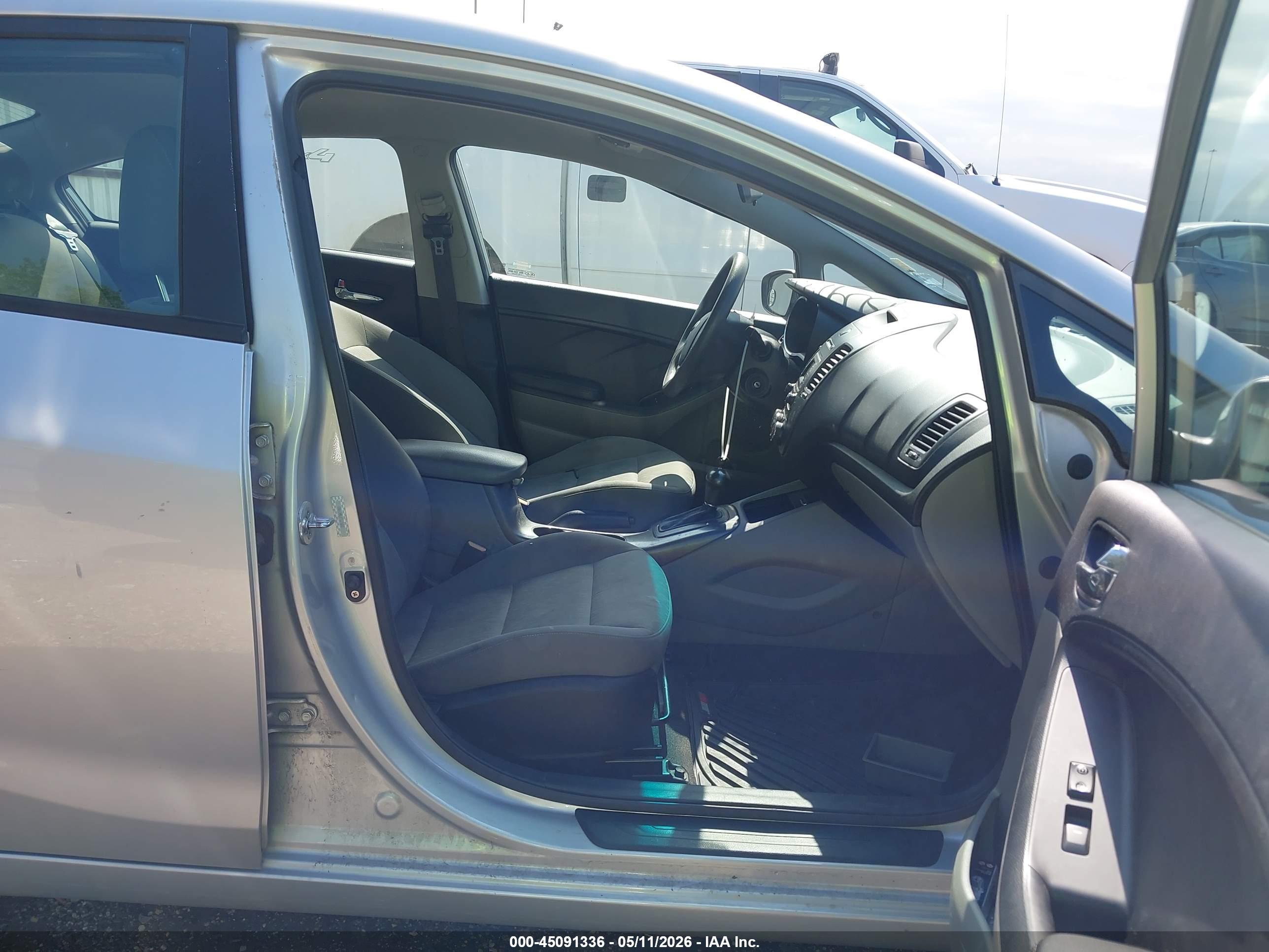 KIA FORTE image 5