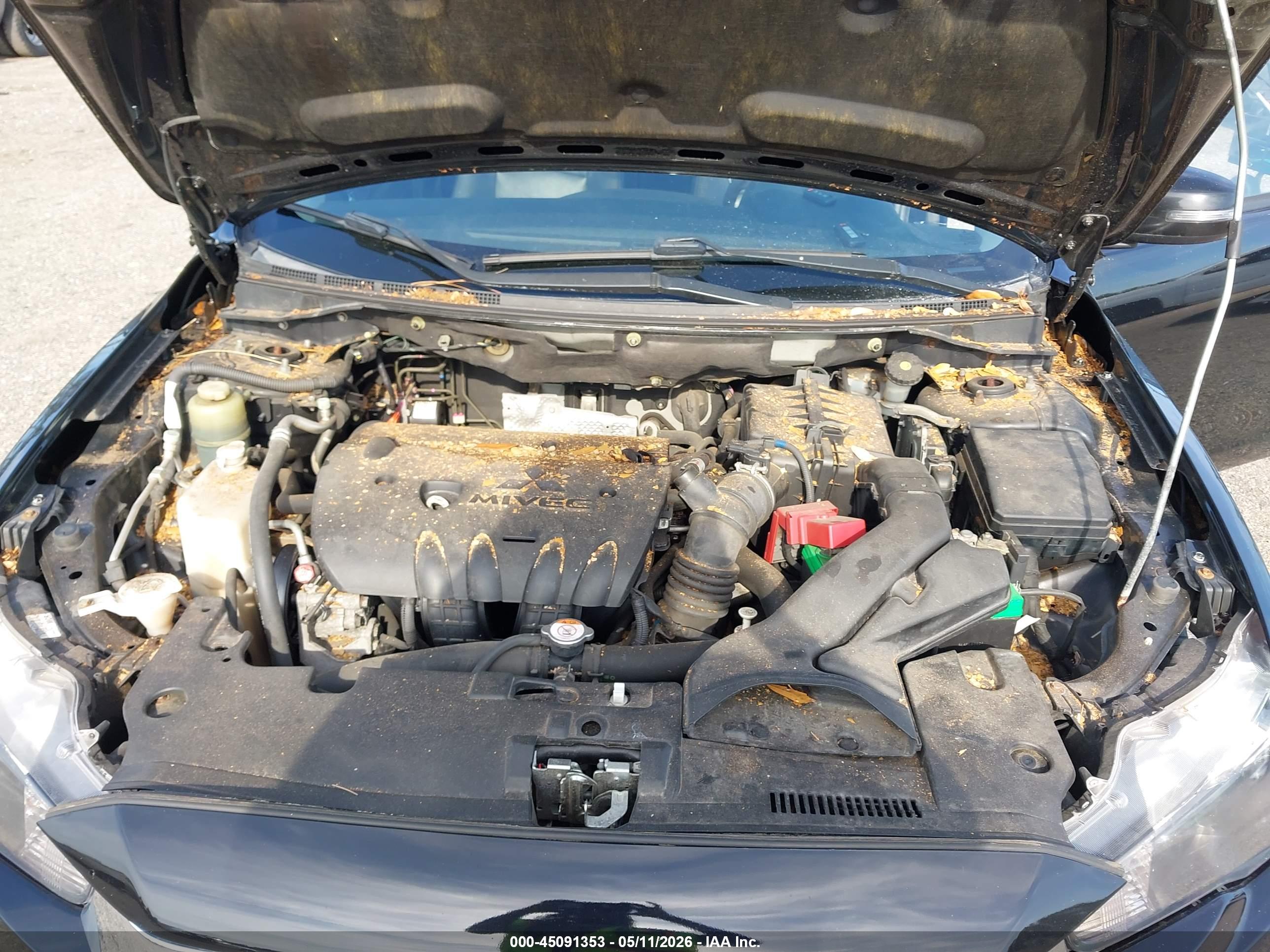MITSUBISHI LANCER image 10