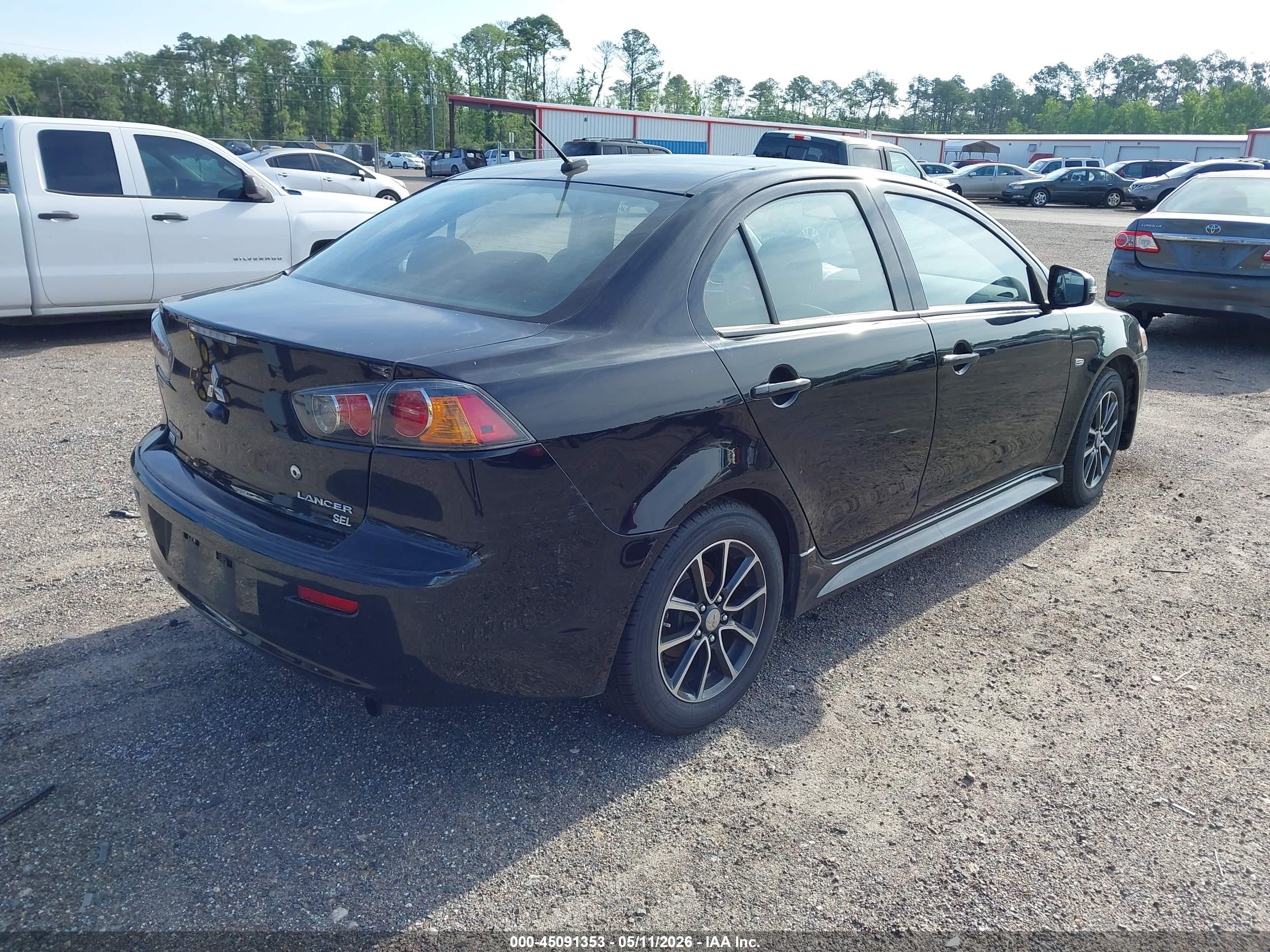 MITSUBISHI LANCER image 4