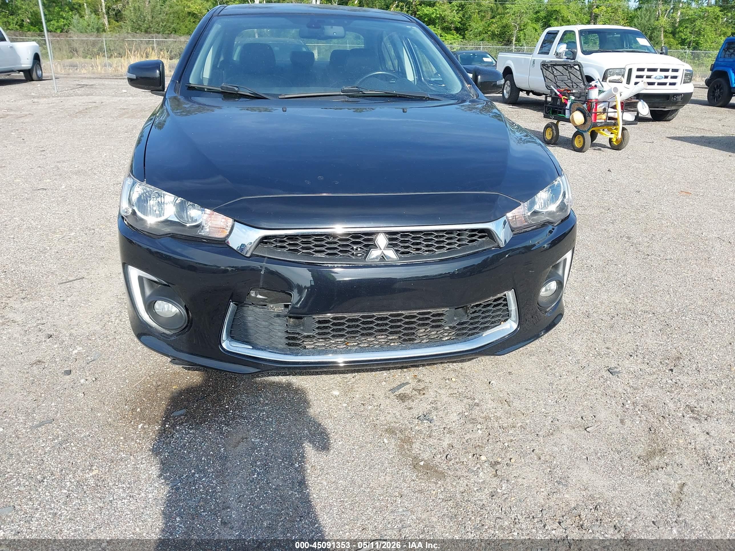 MITSUBISHI LANCER image 6