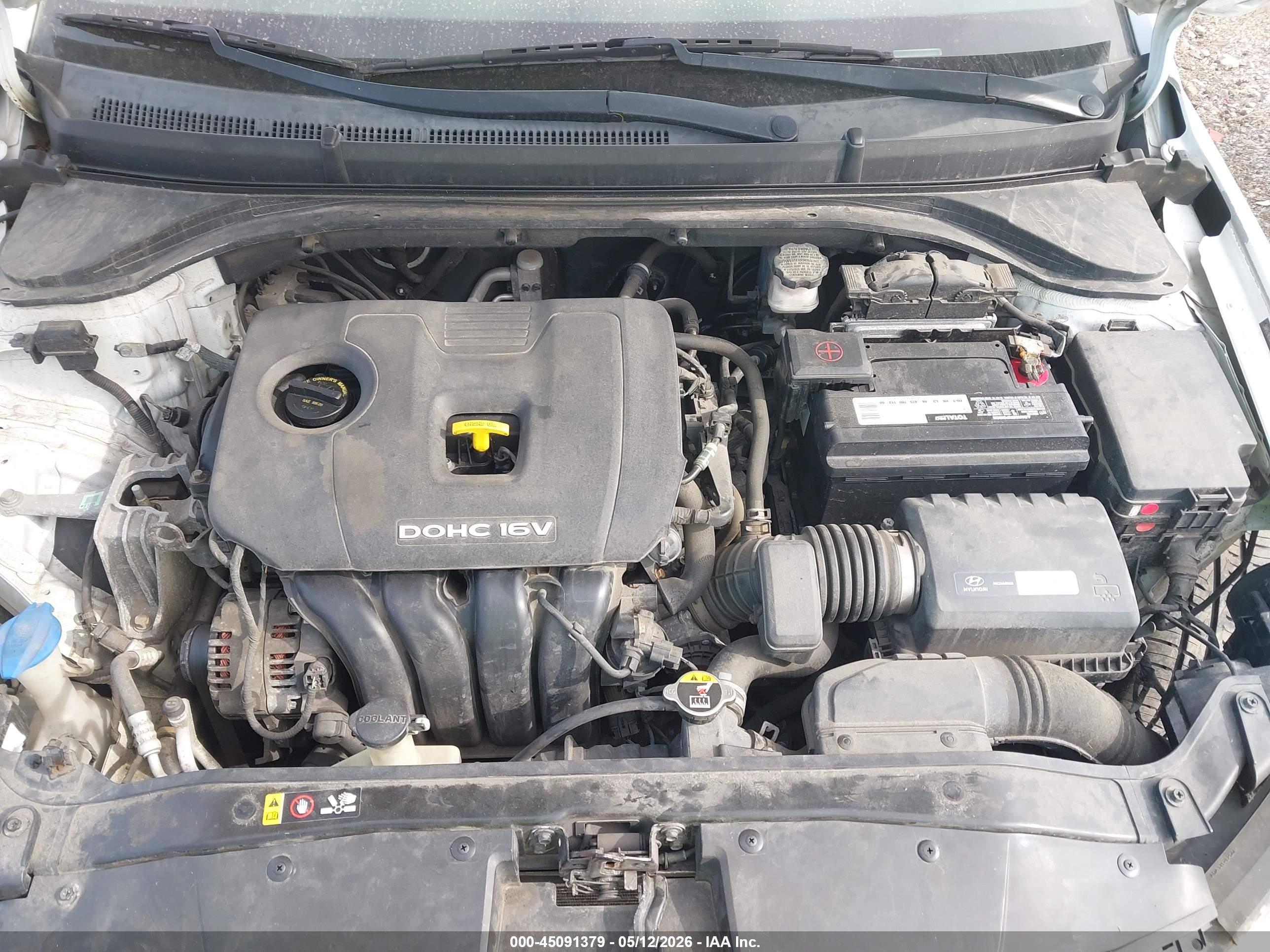 HYUNDAI ELANTRA image 10