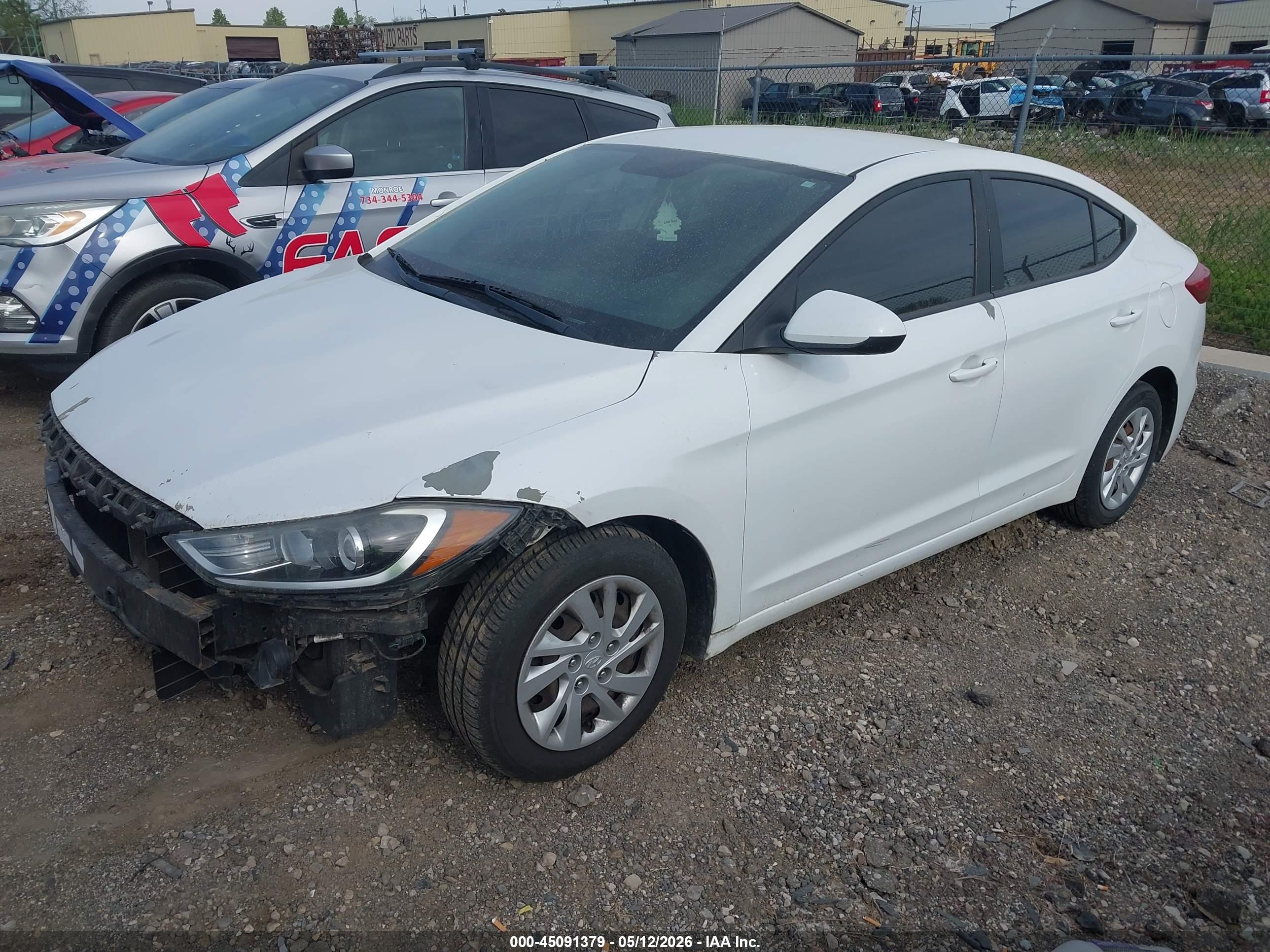 HYUNDAI ELANTRA image 2