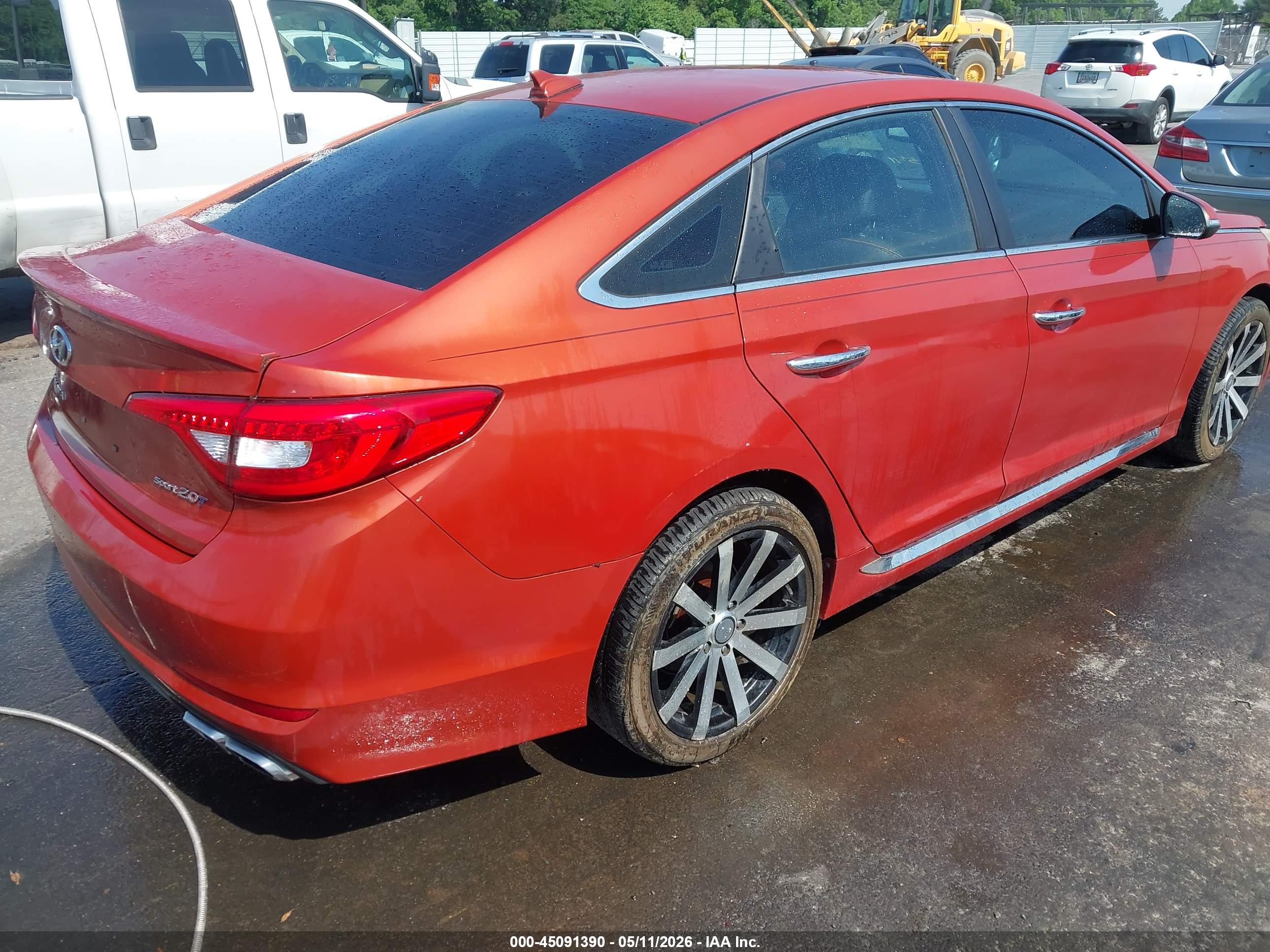 HYUNDAI SONATA image 4