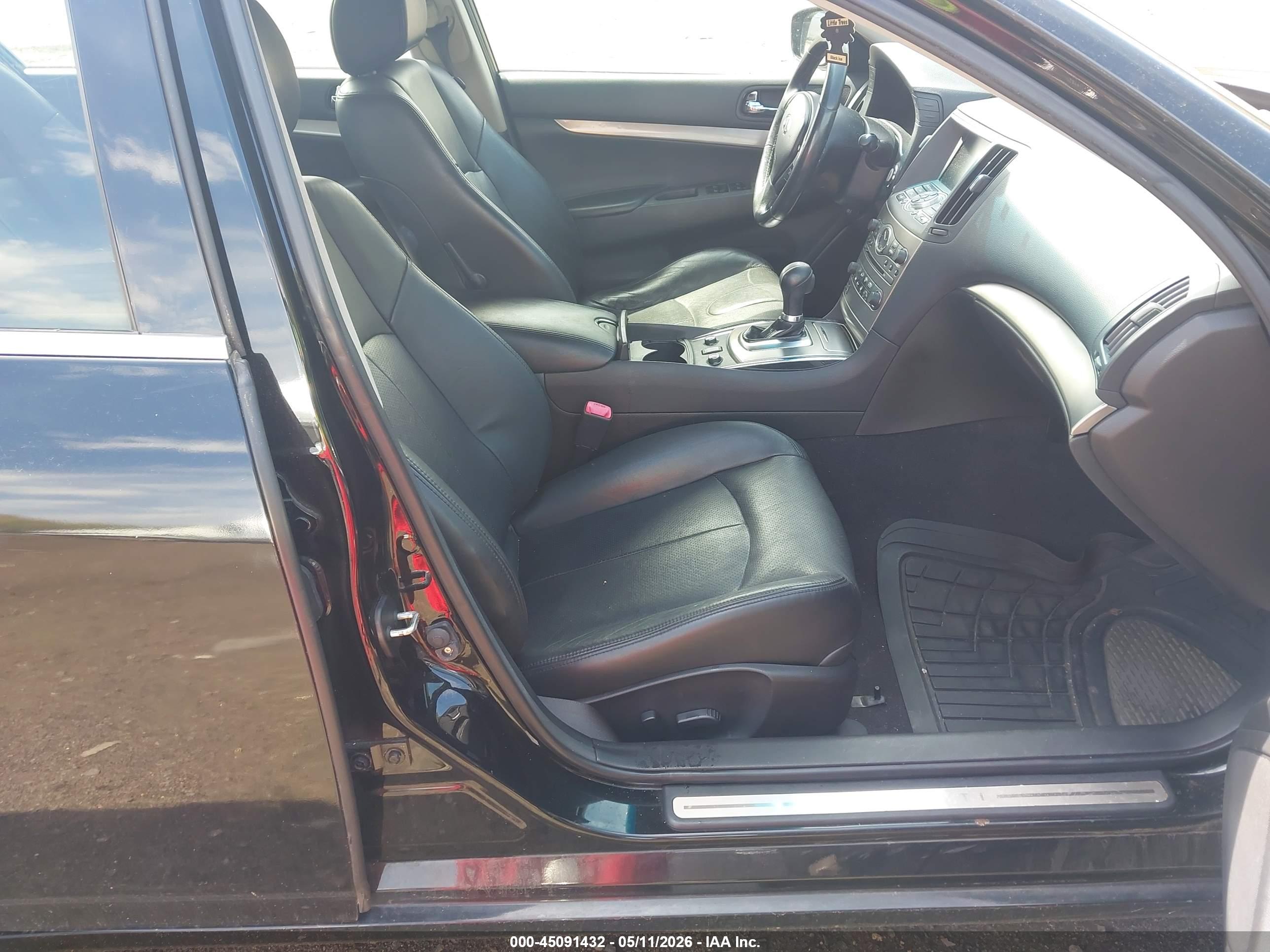 INFINITI Q40 image 5