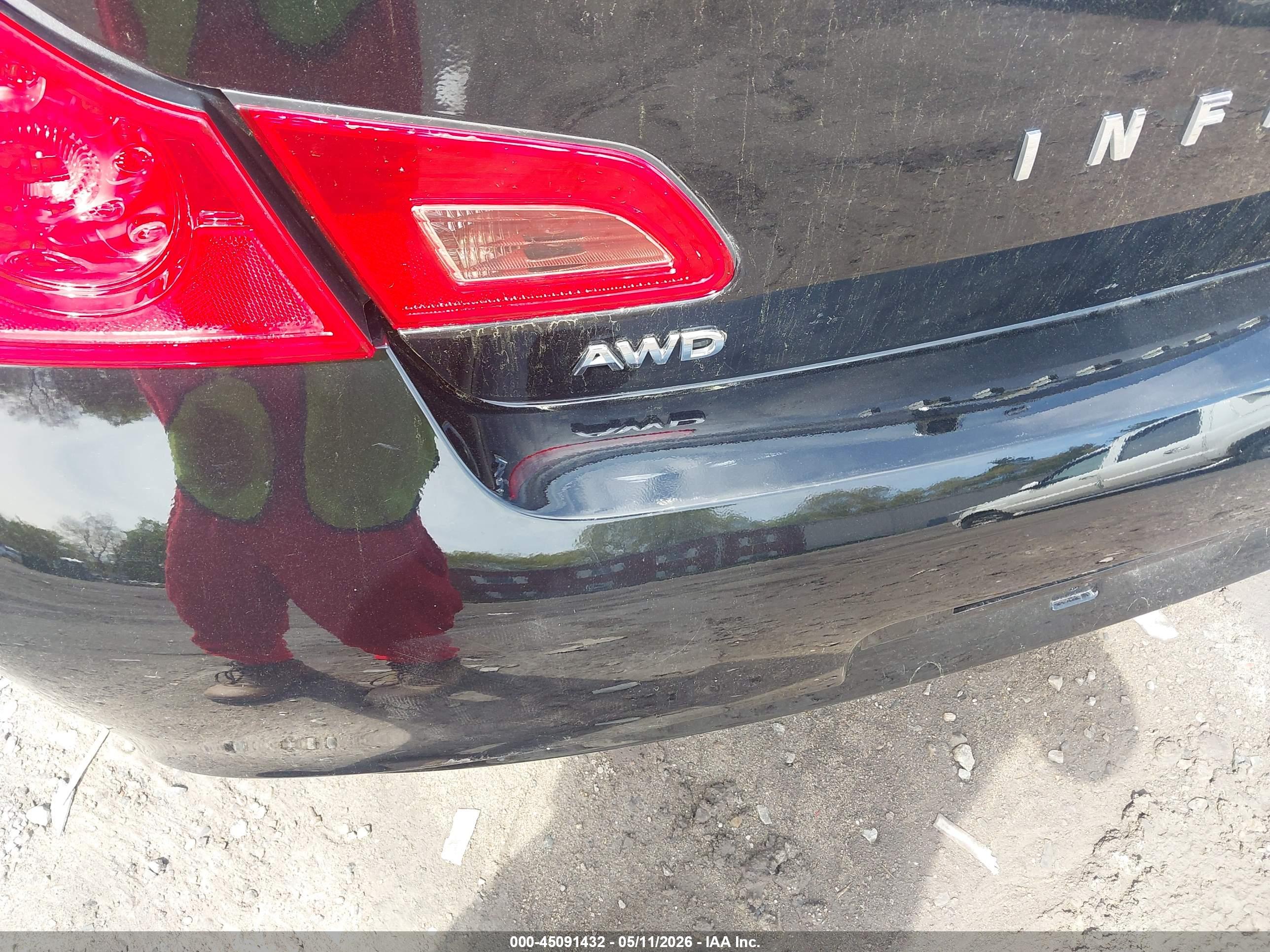 INFINITI Q40 image 6