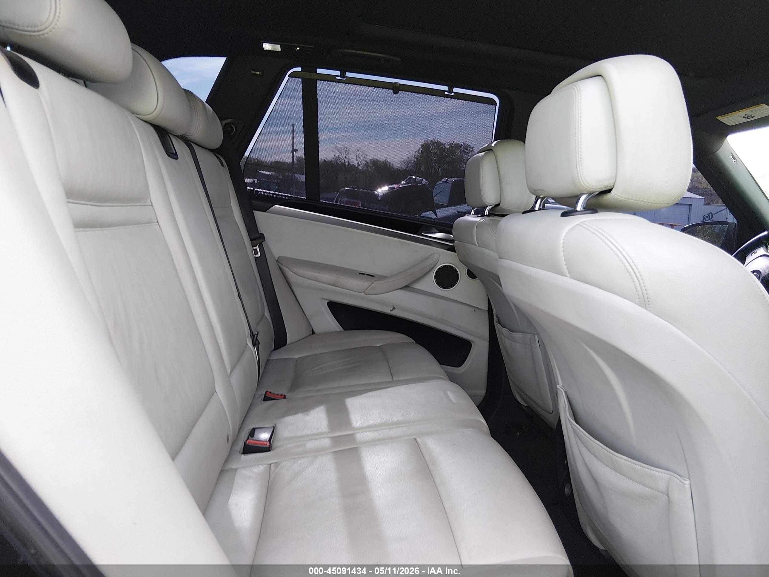 BMW X5 image 8