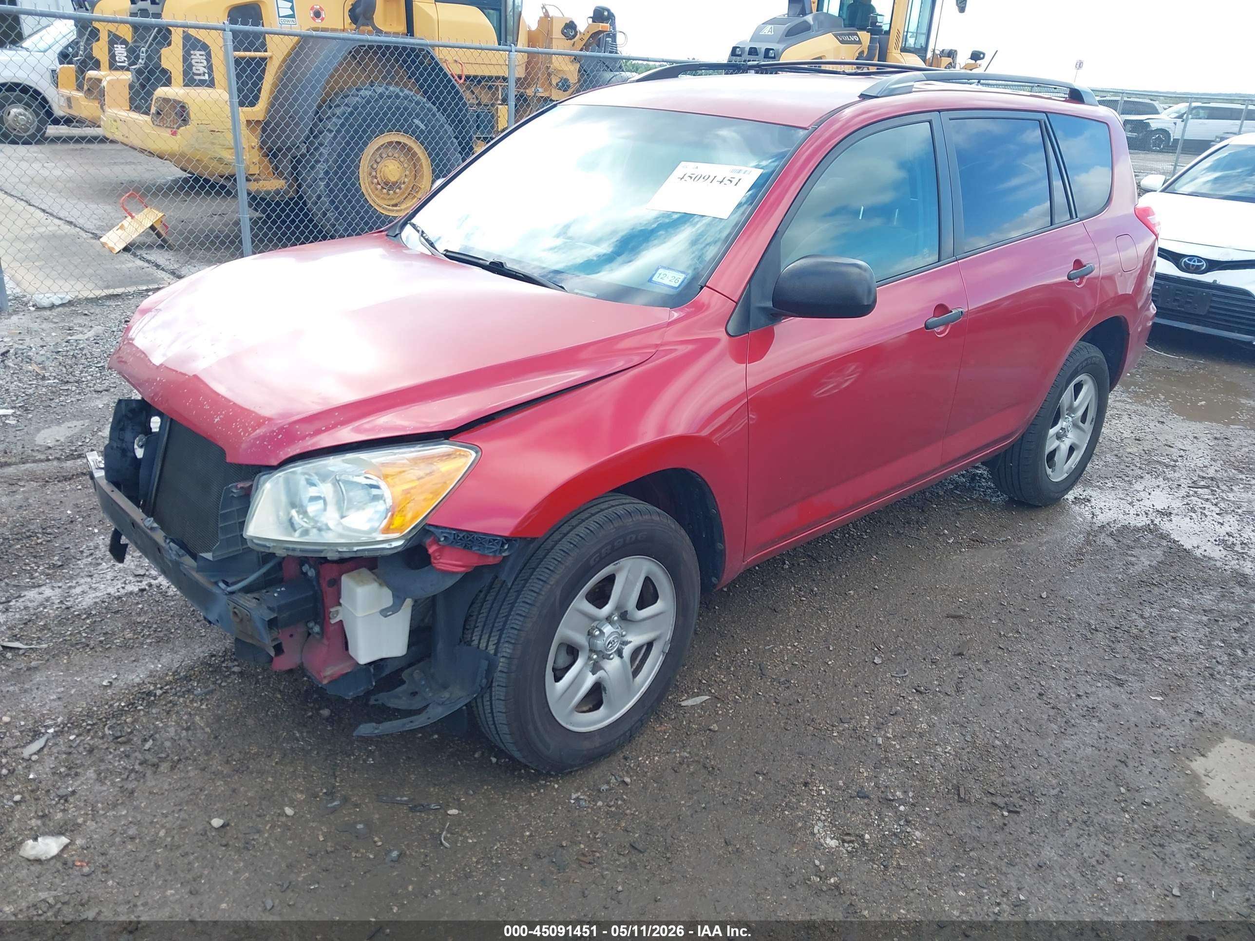 TOYOTA RAV4 image 2