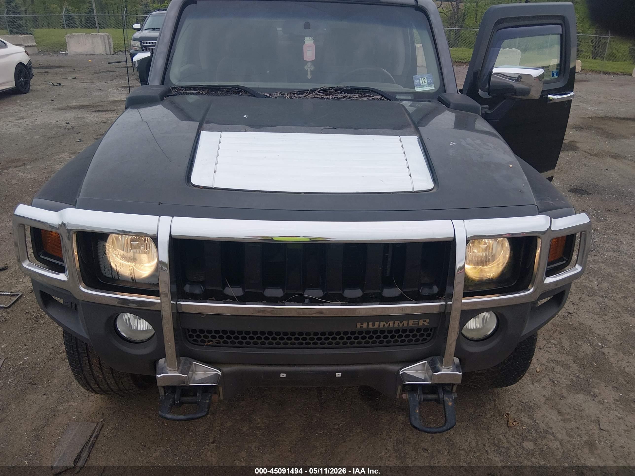 HUMMER H3 image 6