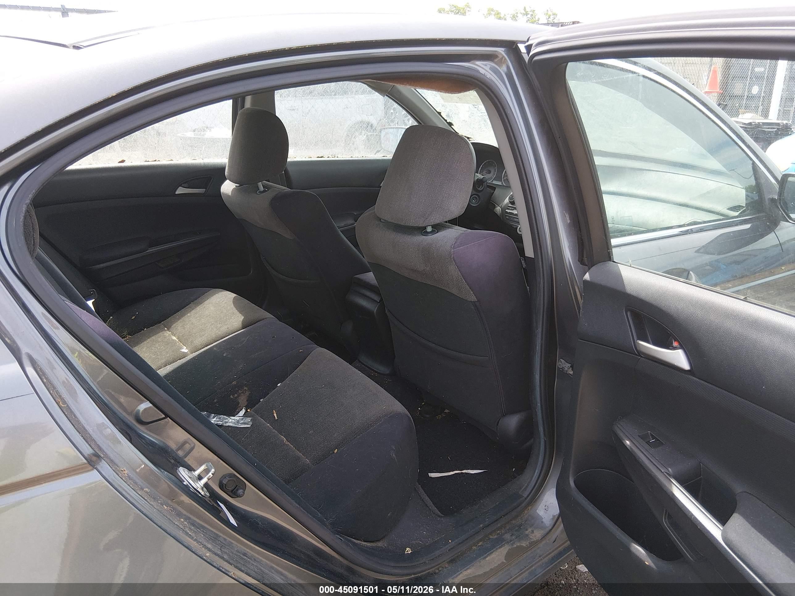 HONDA ACCORD image 8