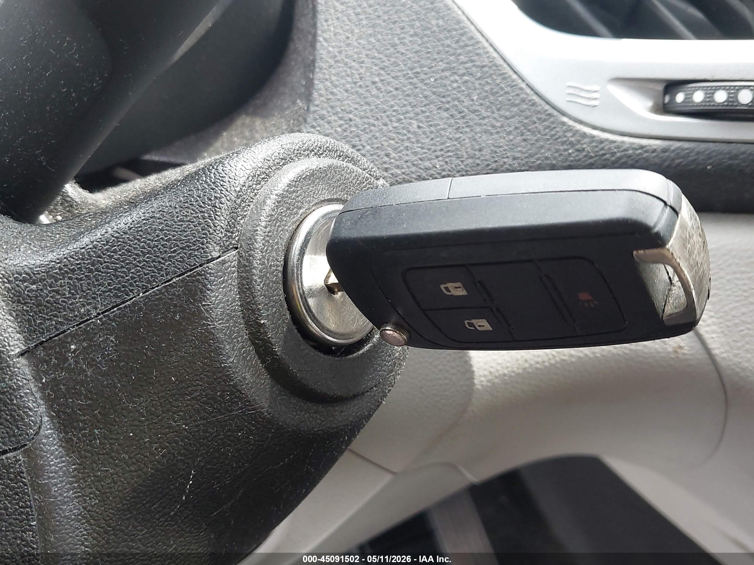 GMC TERRAIN image 11