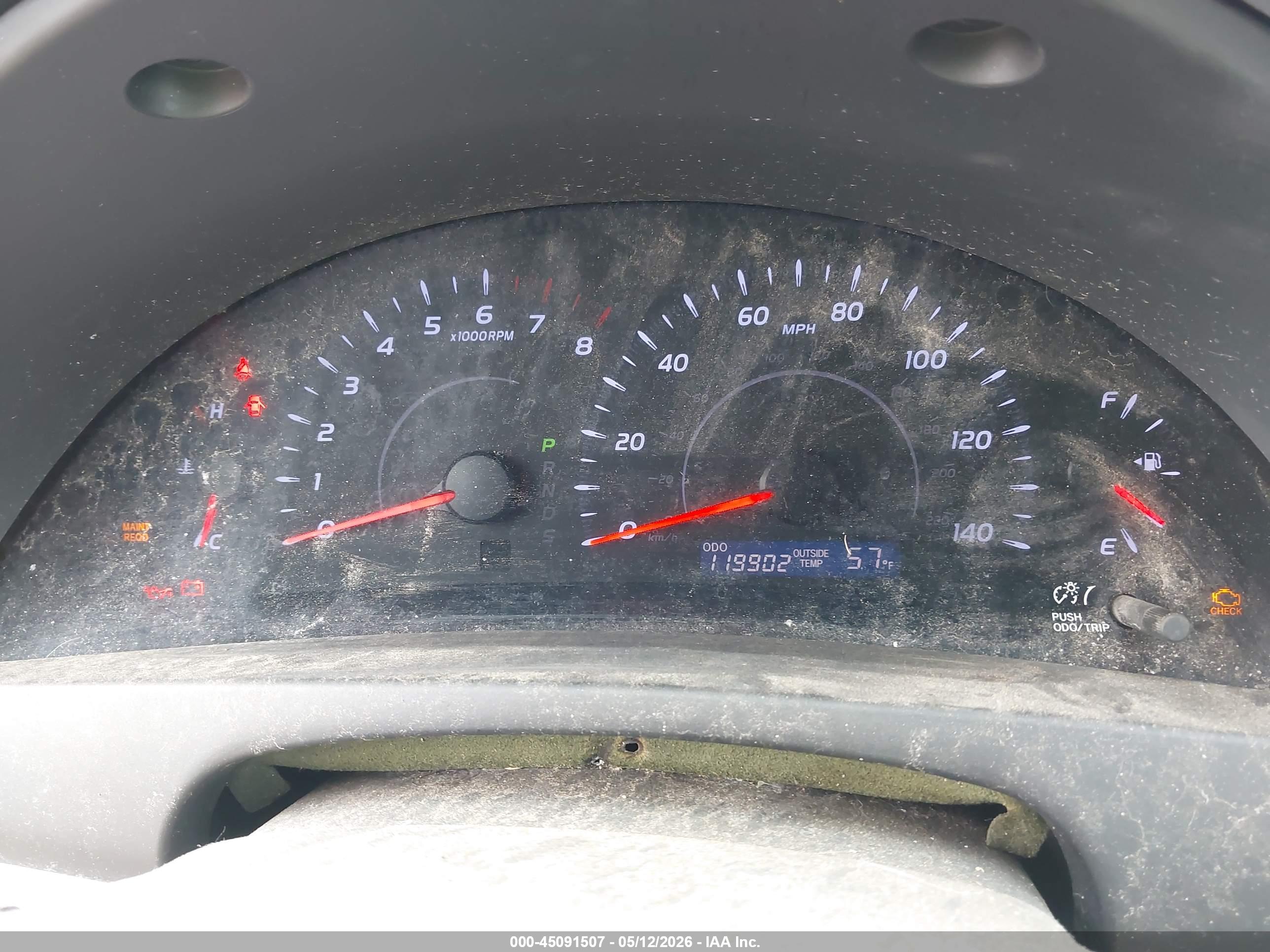TOYOTA CAMRY image 7