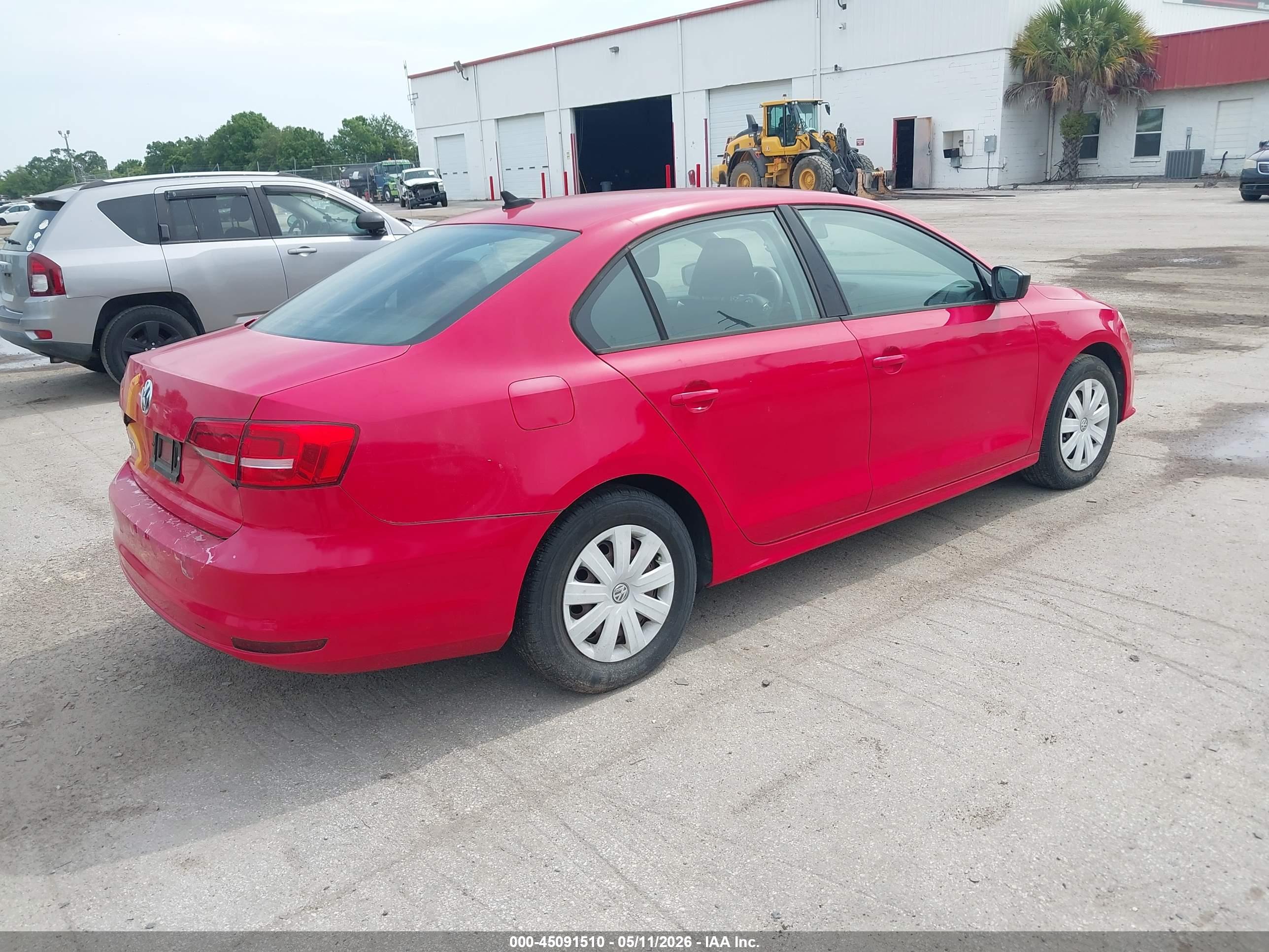 VOLKSWAGEN JETTA image 4
