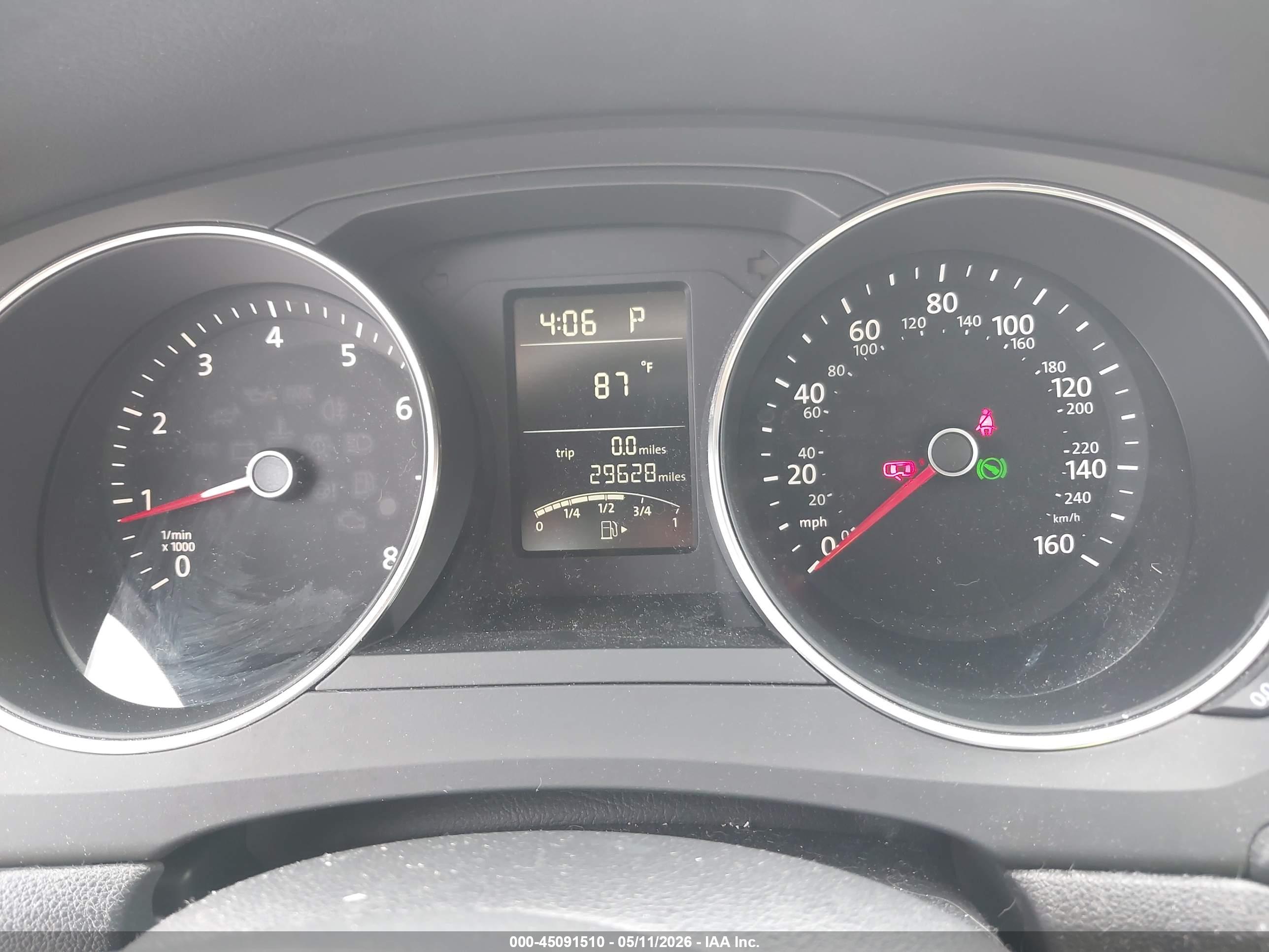 VOLKSWAGEN JETTA image 7