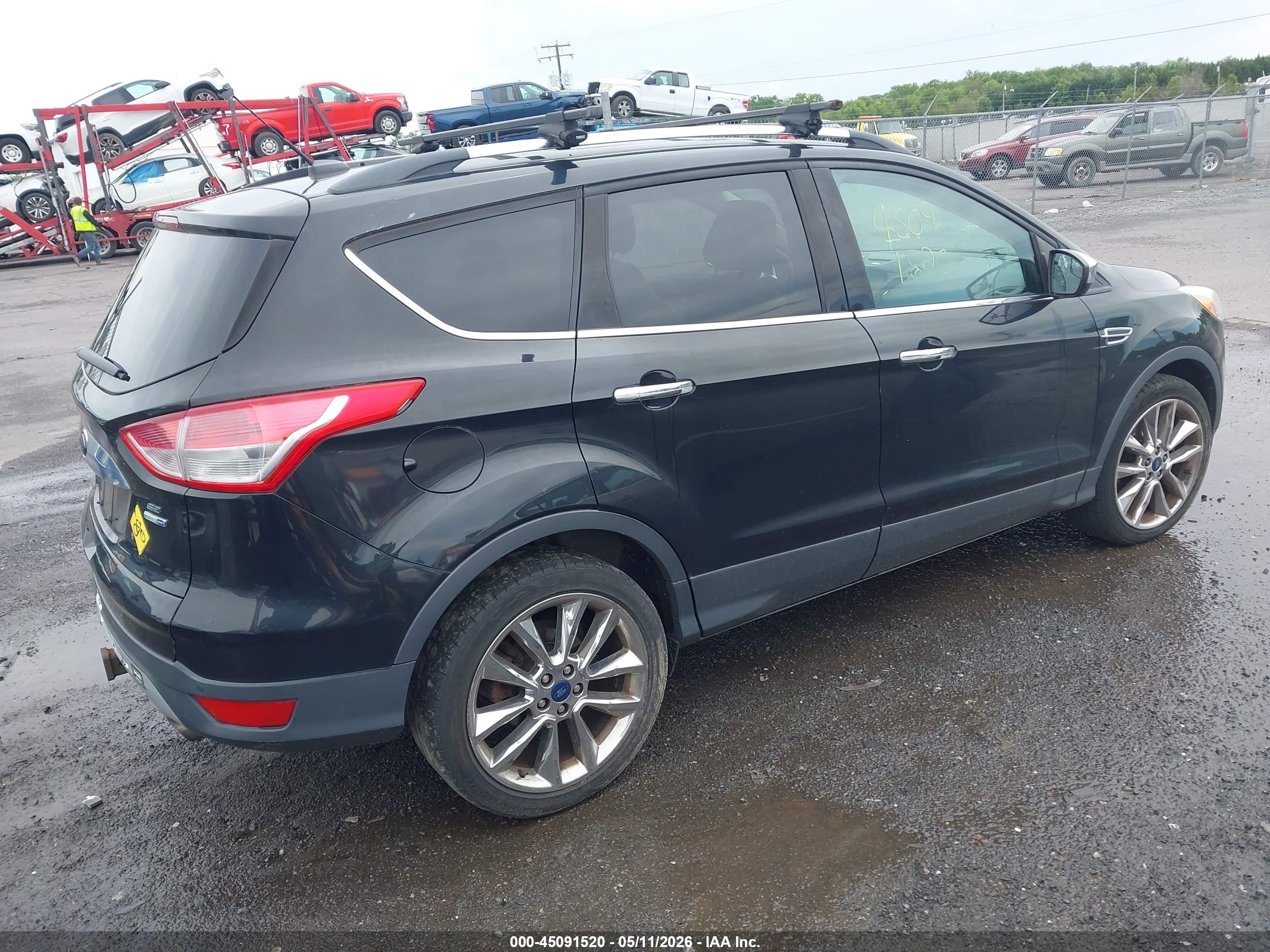 FORD ESCAPE image 4