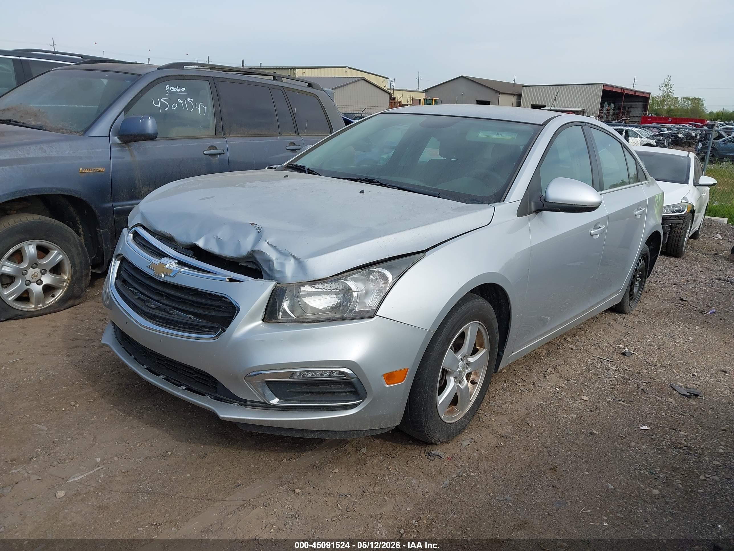CHEVROLET CRUZE image 2