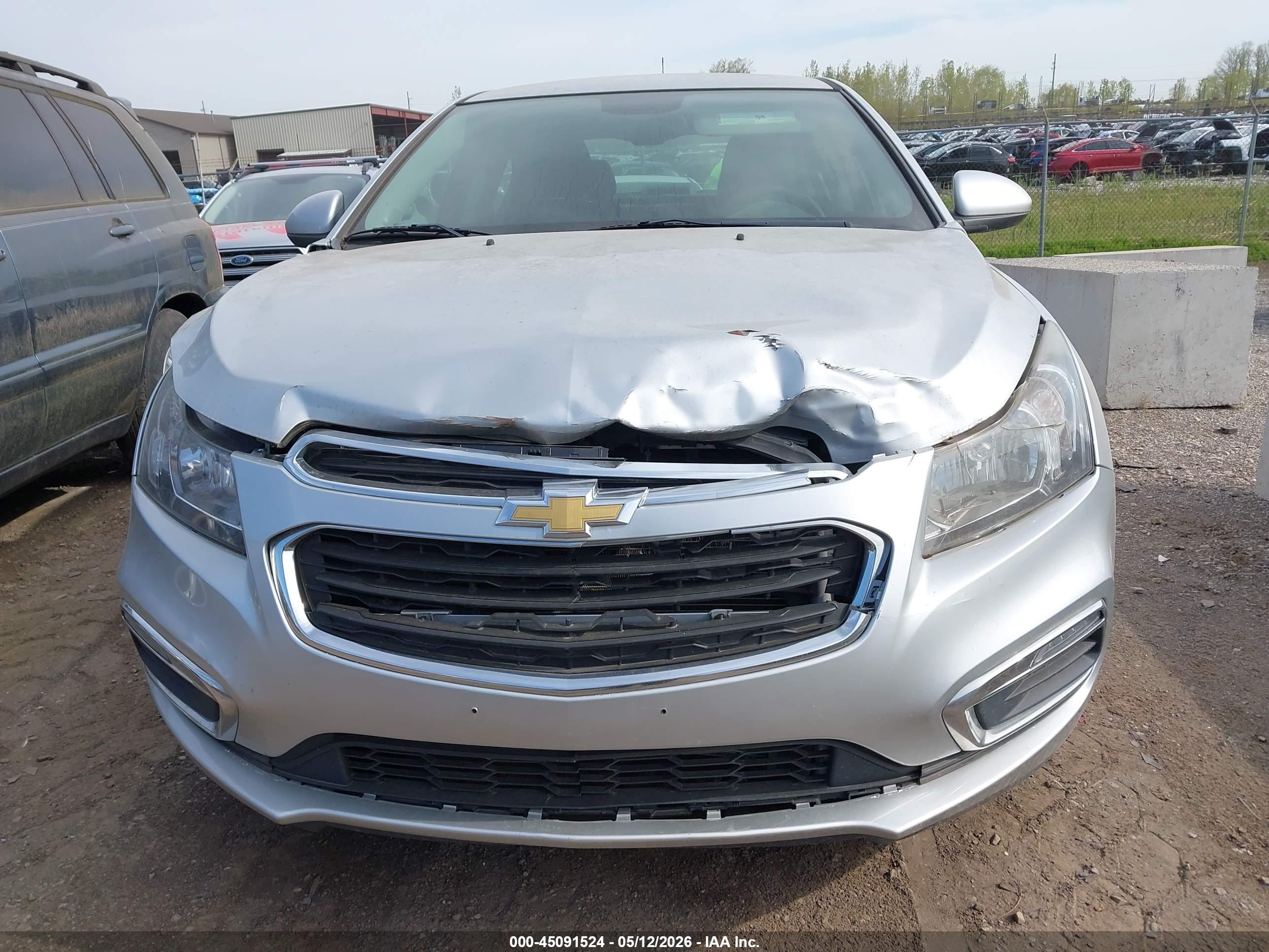 CHEVROLET CRUZE image 6