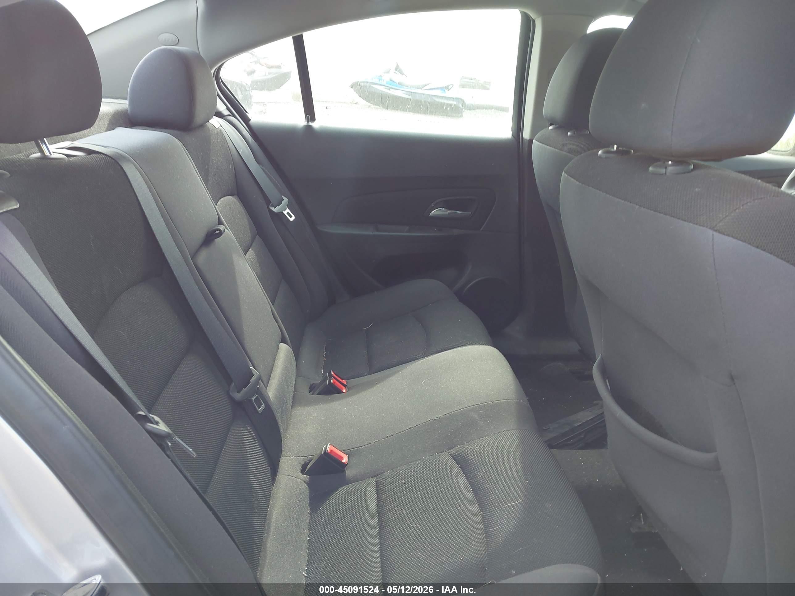 CHEVROLET CRUZE image 8