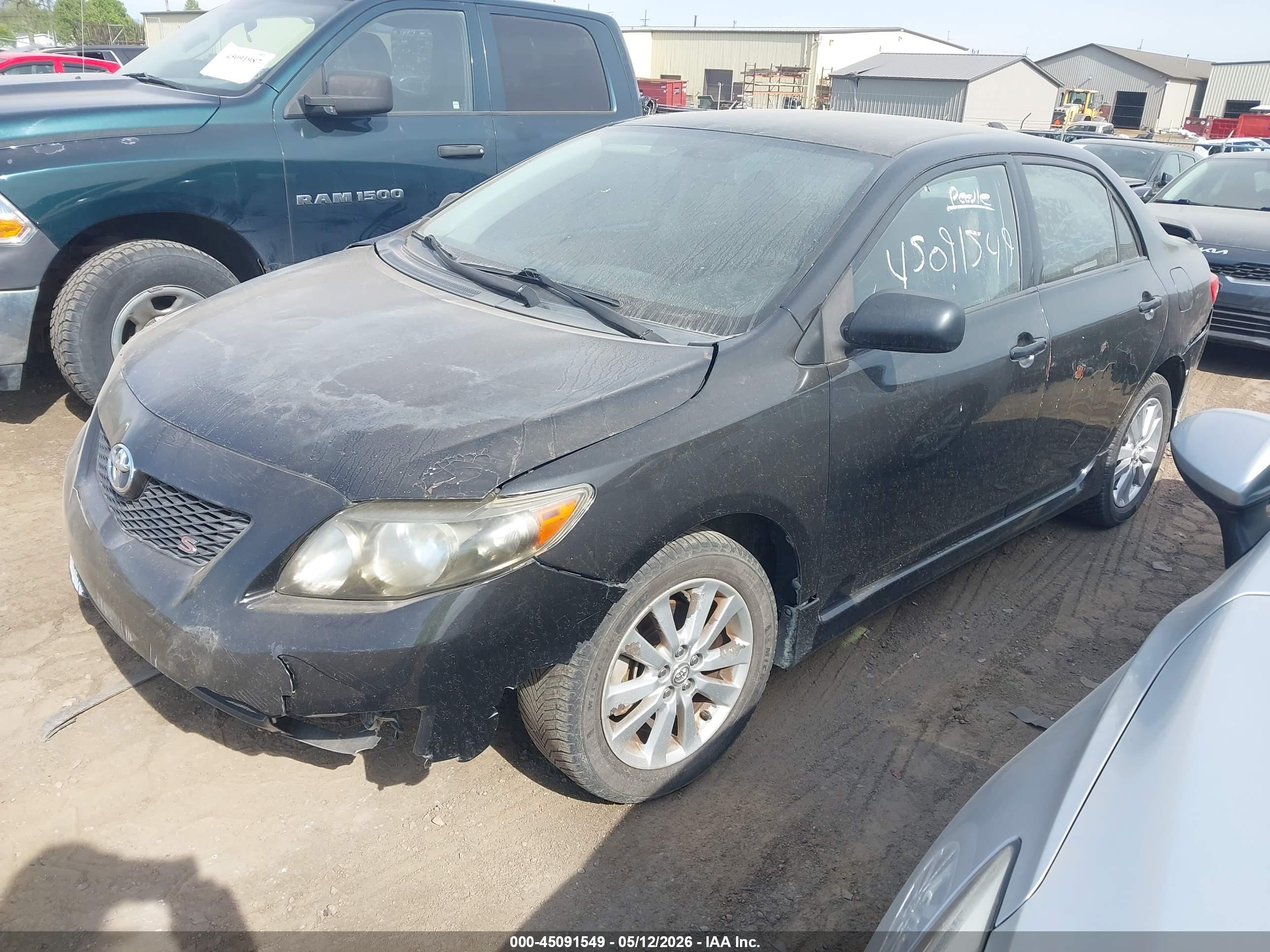 TOYOTA COROLLA image 2