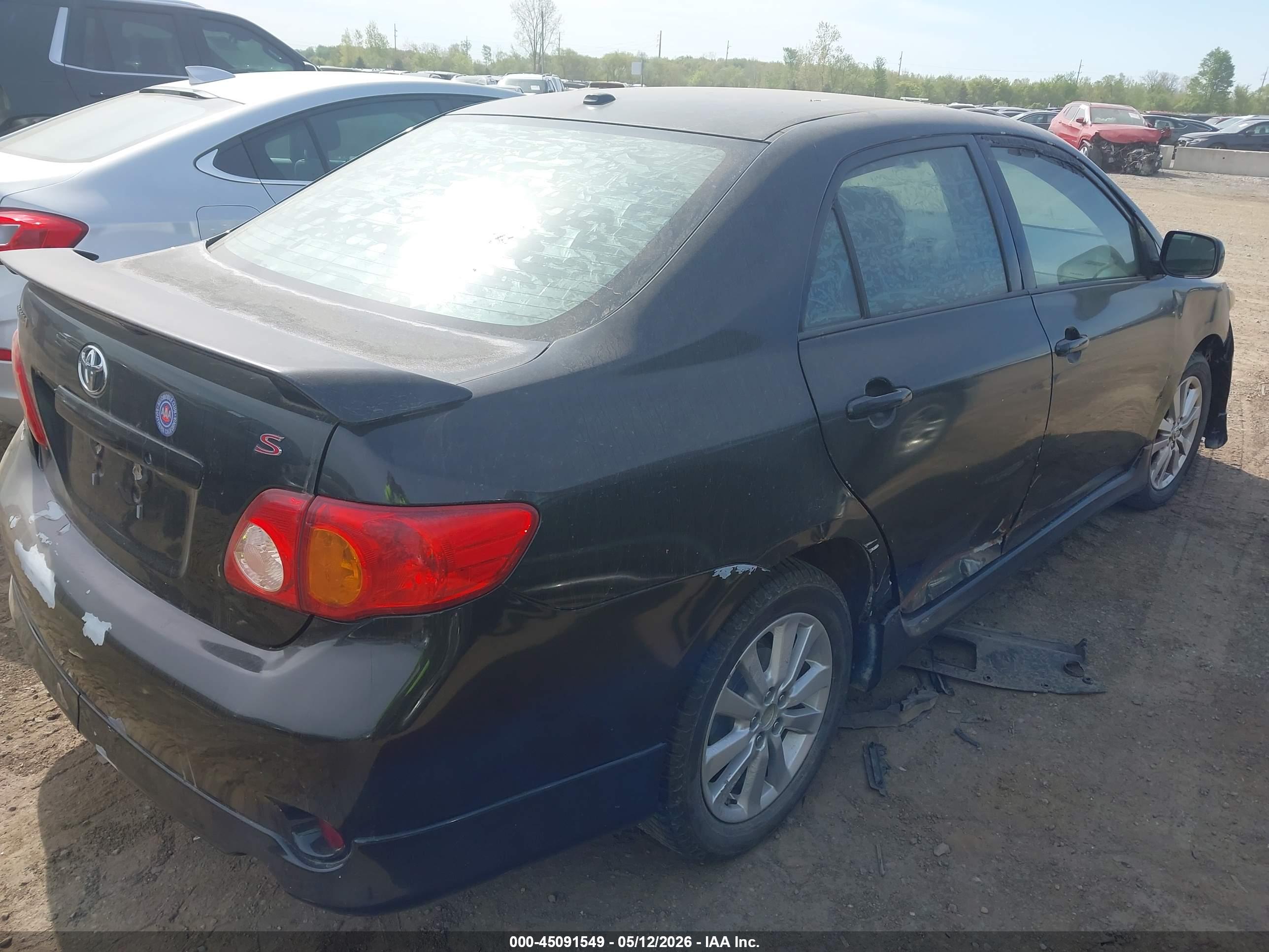 TOYOTA COROLLA image 4