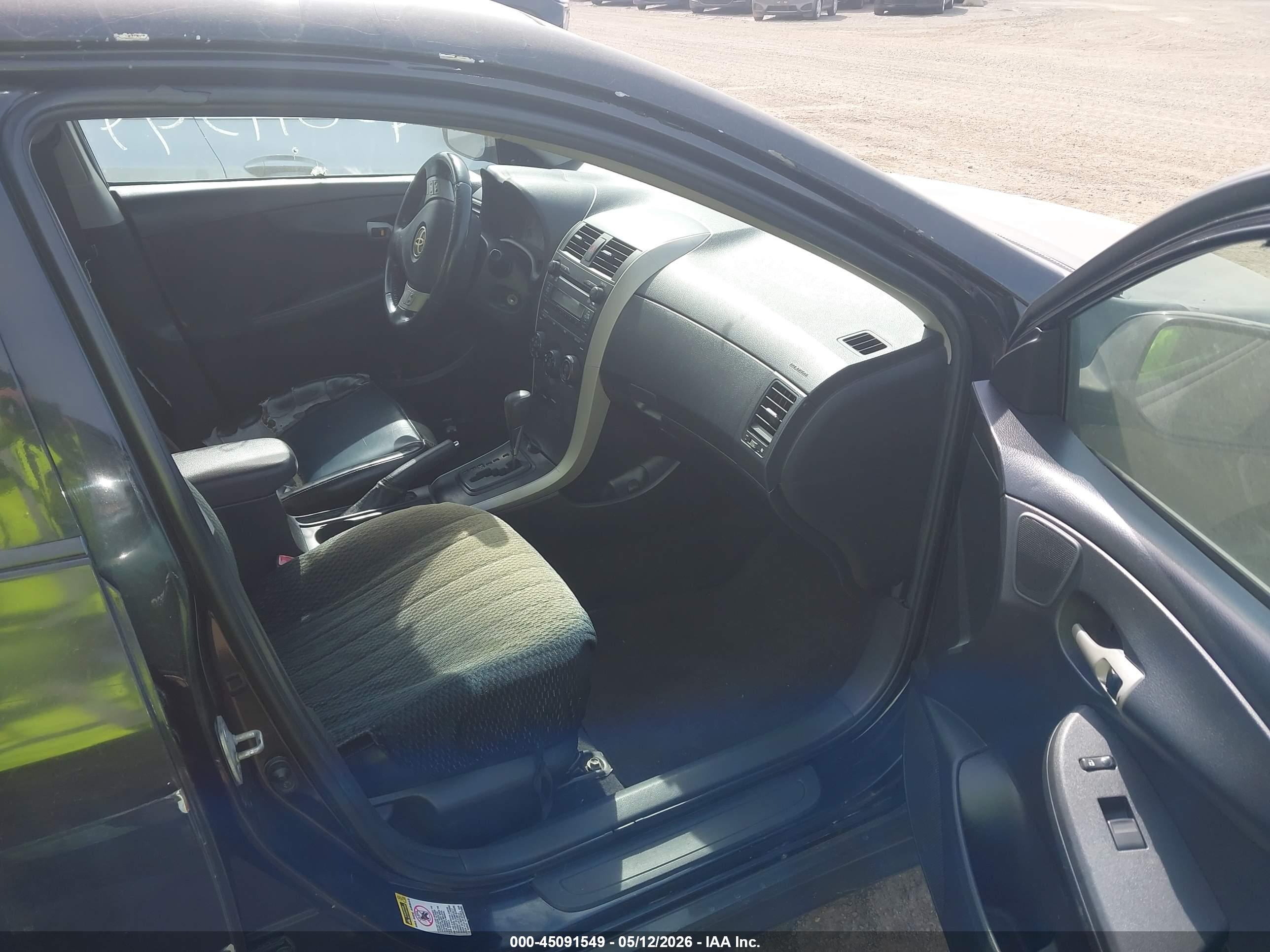 TOYOTA COROLLA image 5
