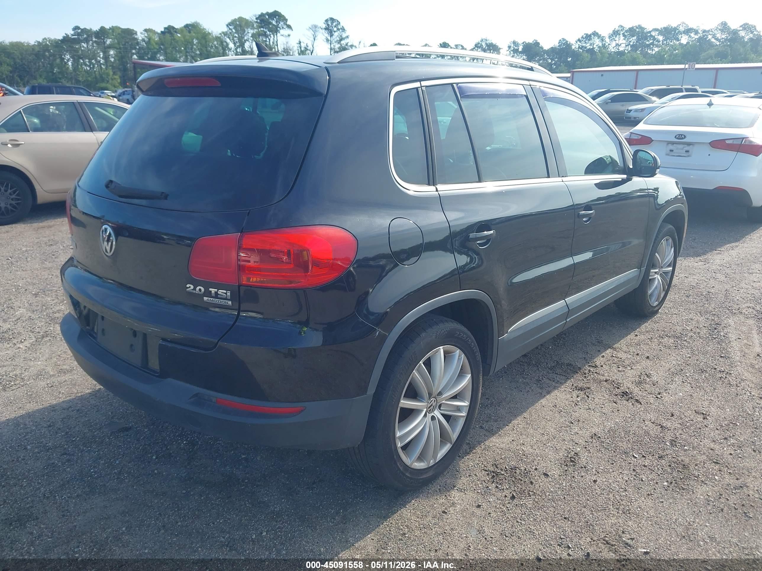 VOLKSWAGEN TIGUAN image 4