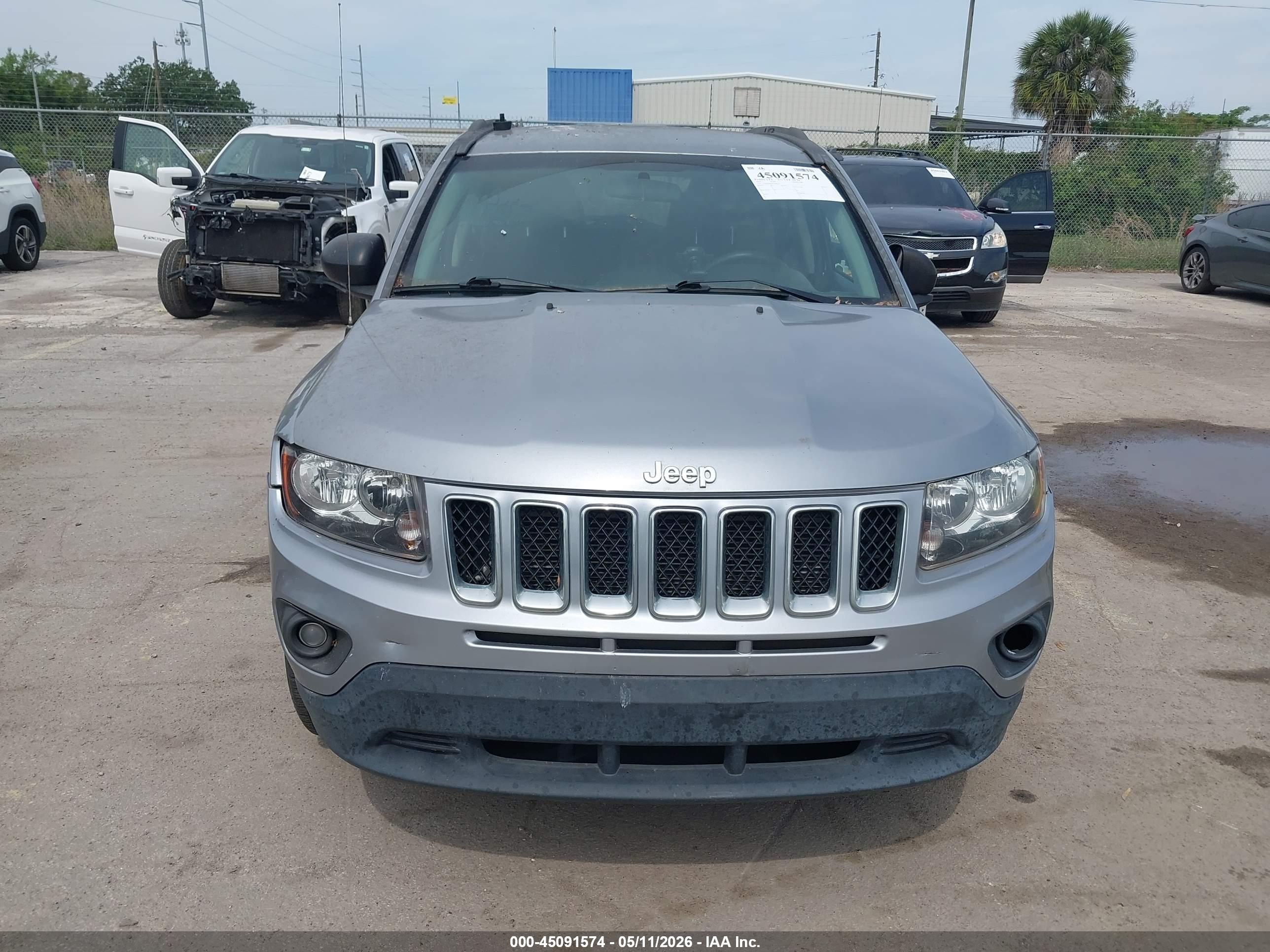 JEEP COMPASS image 6