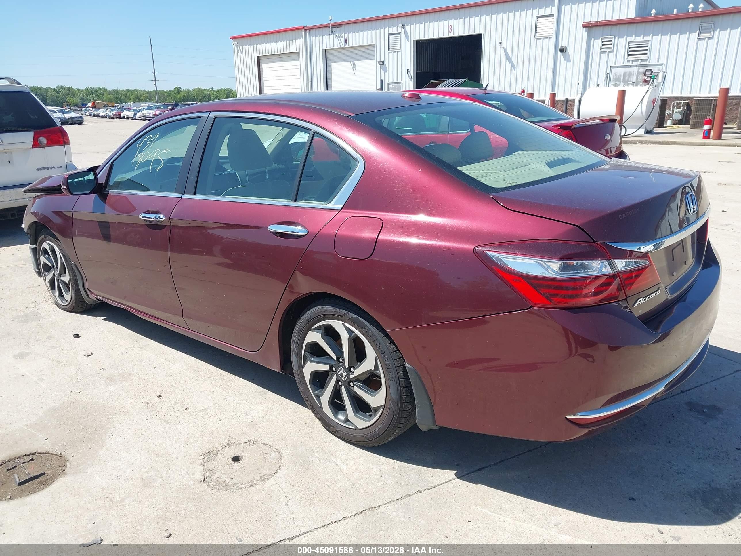 HONDA ACCORD image 3