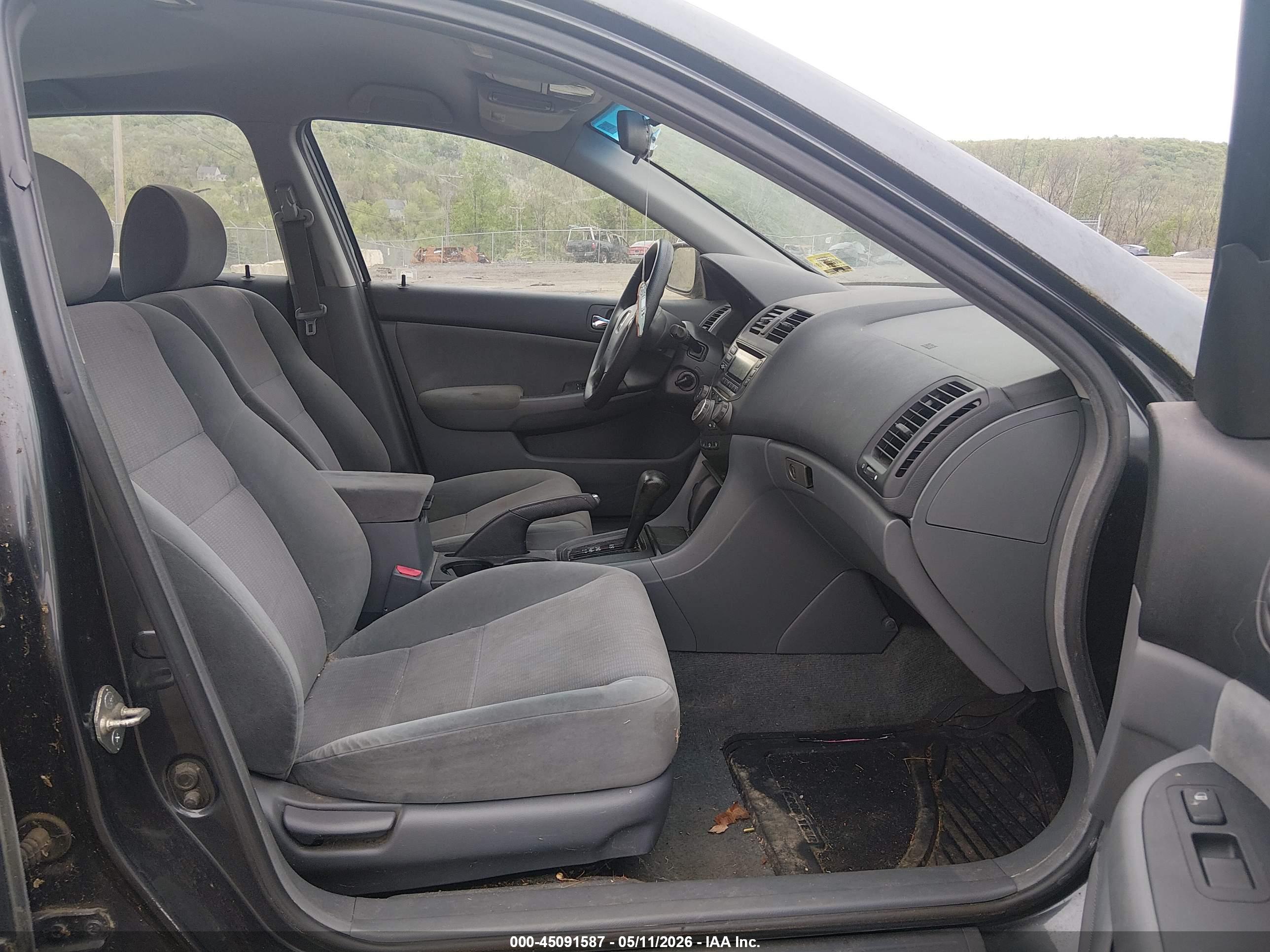 HONDA ACCORD image 5