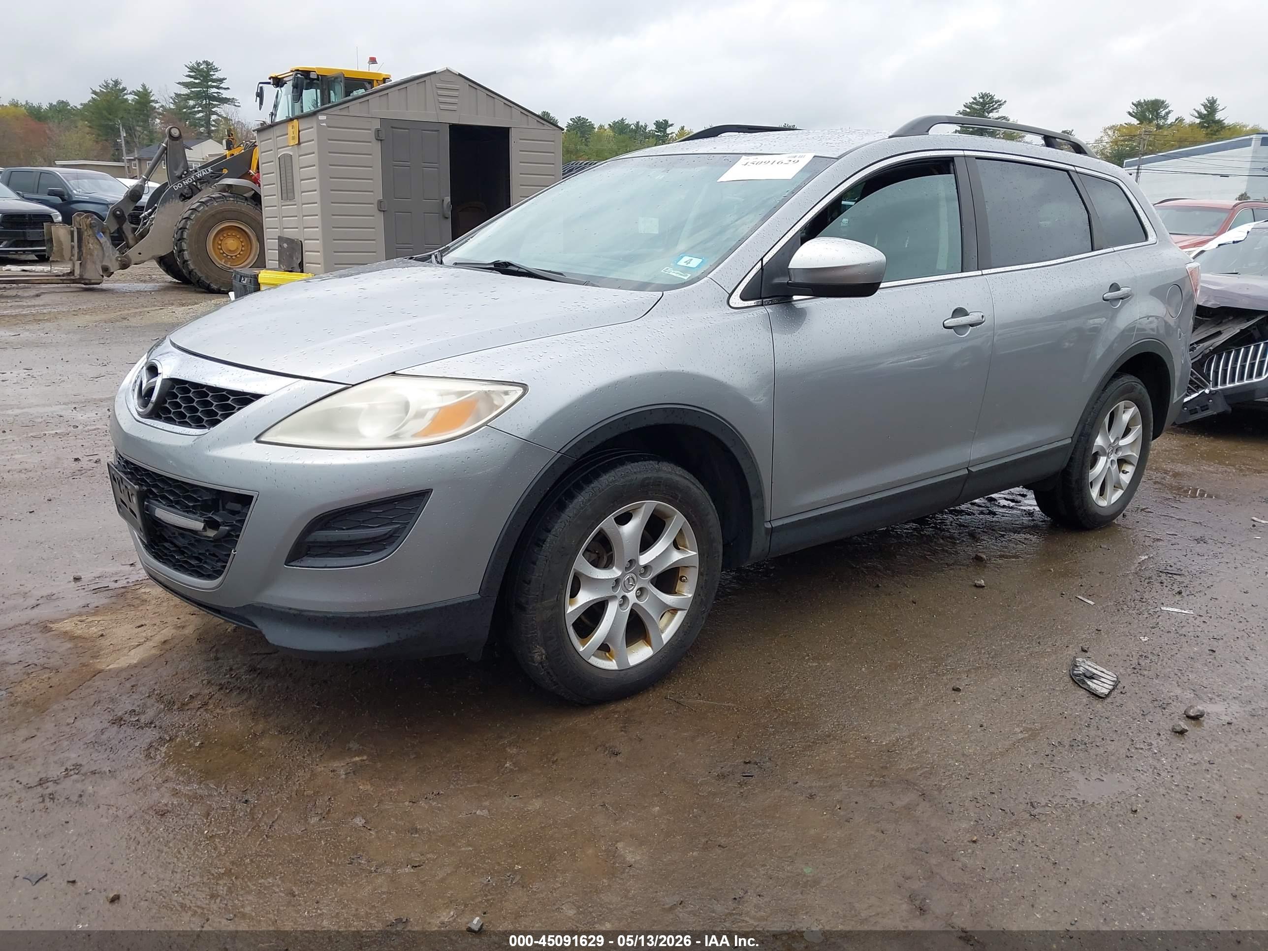 MAZDA CX-9 image 2