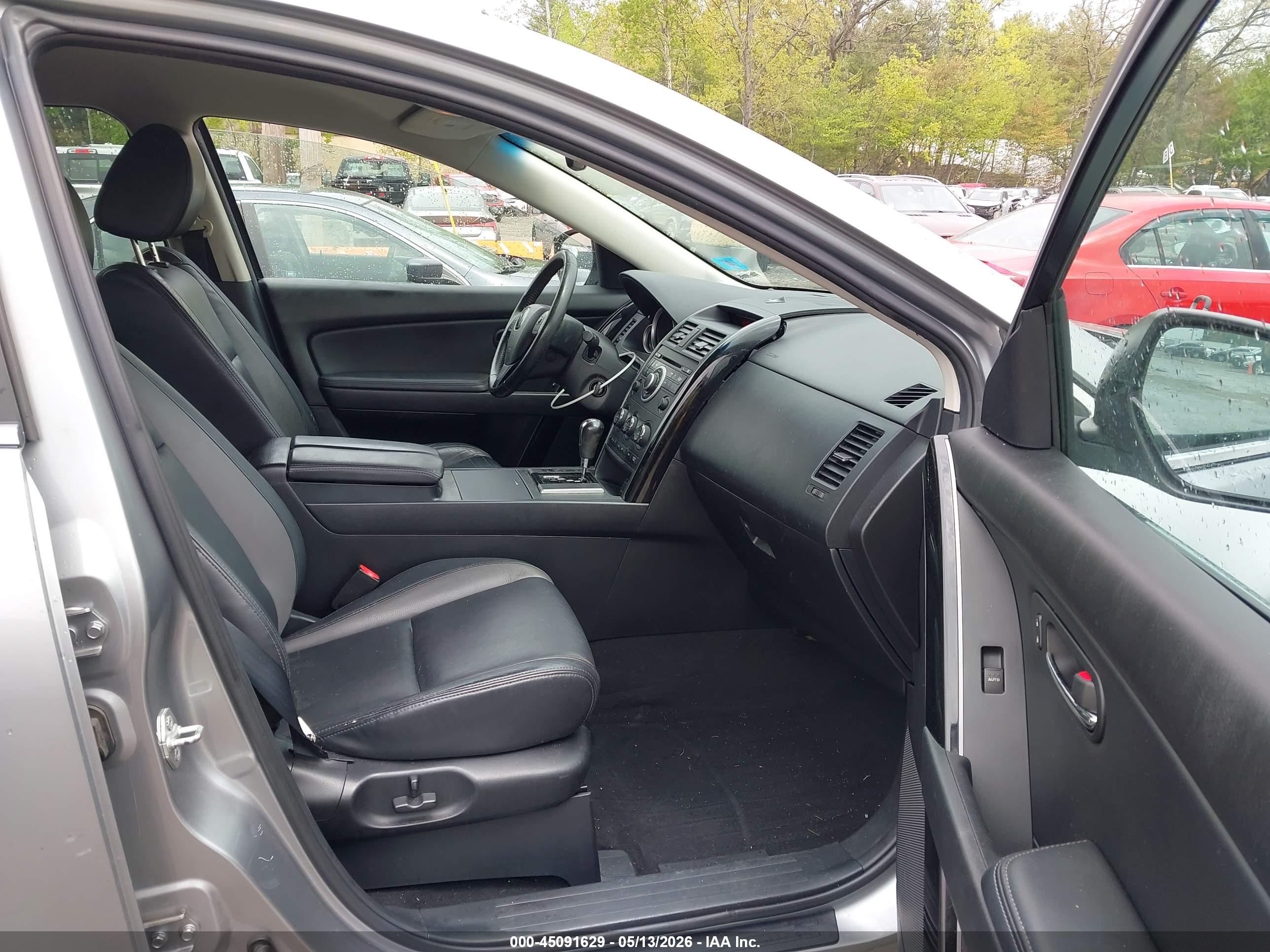 MAZDA CX-9 image 5