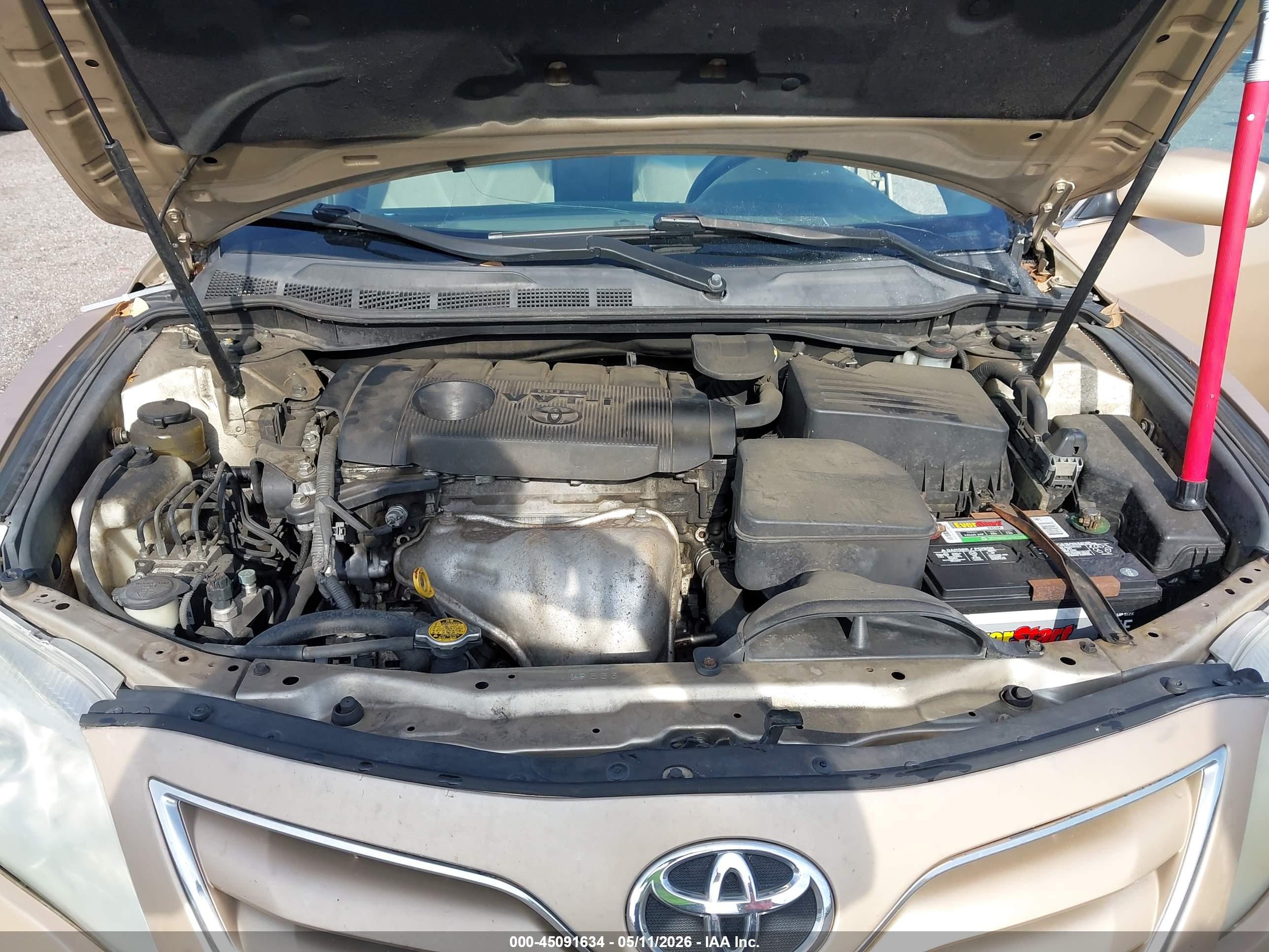 TOYOTA CAMRY image 10