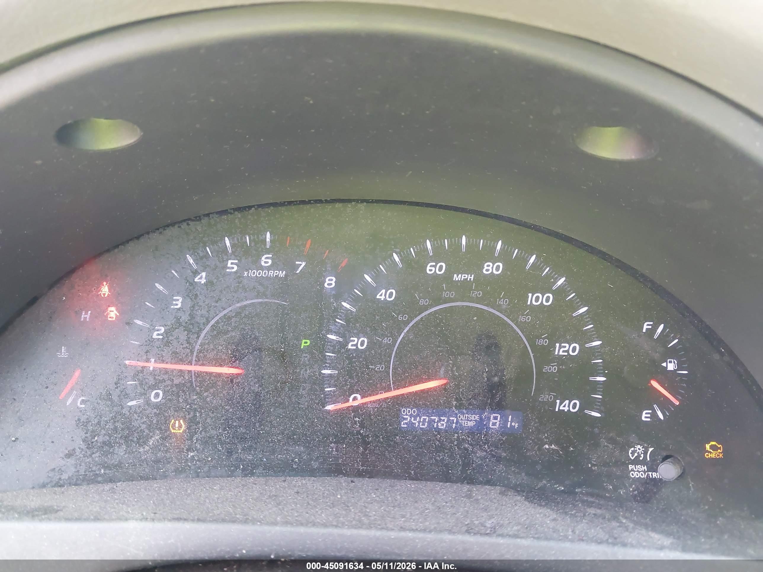 TOYOTA CAMRY image 7