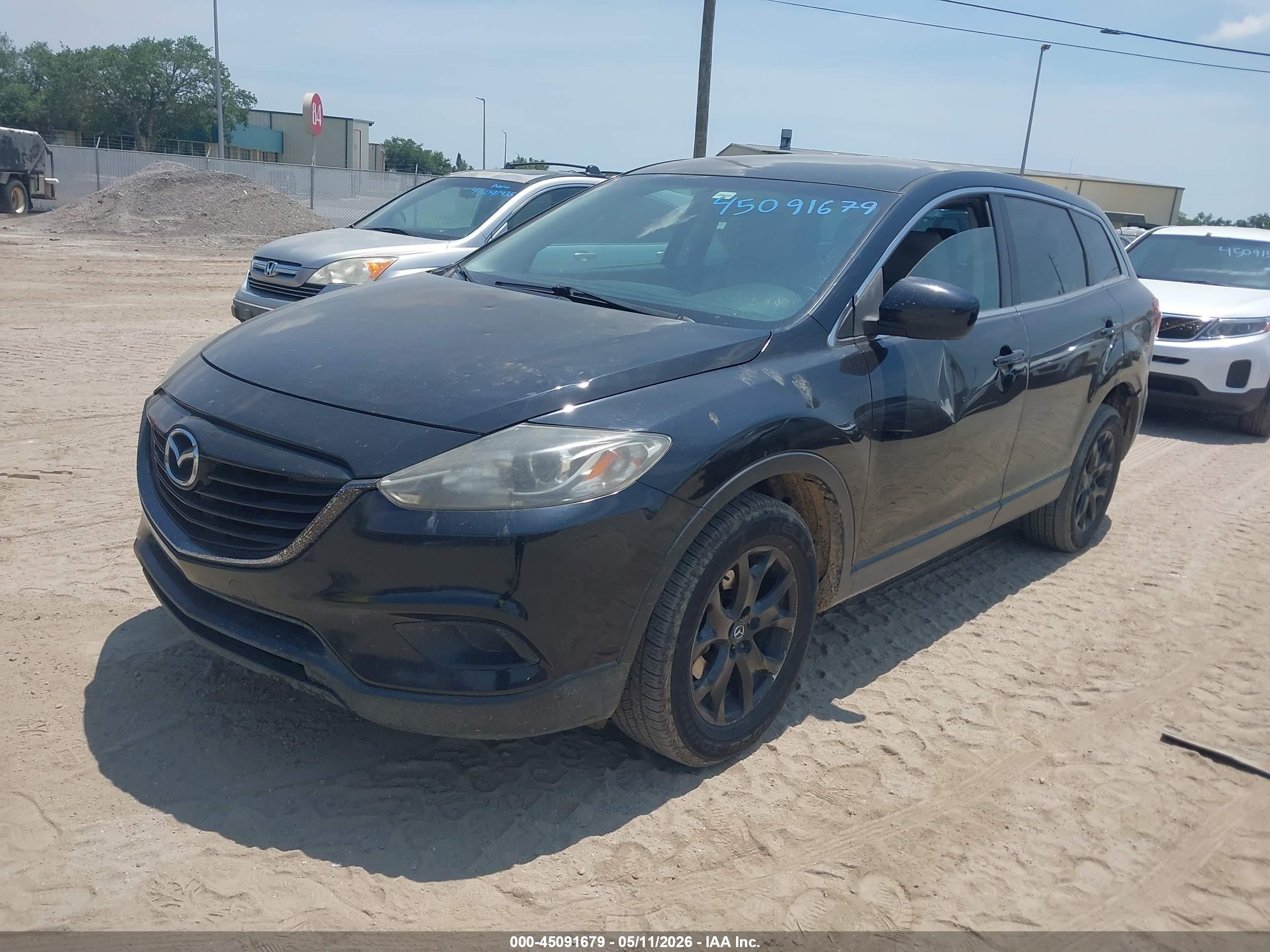 MAZDA CX-9 image 2