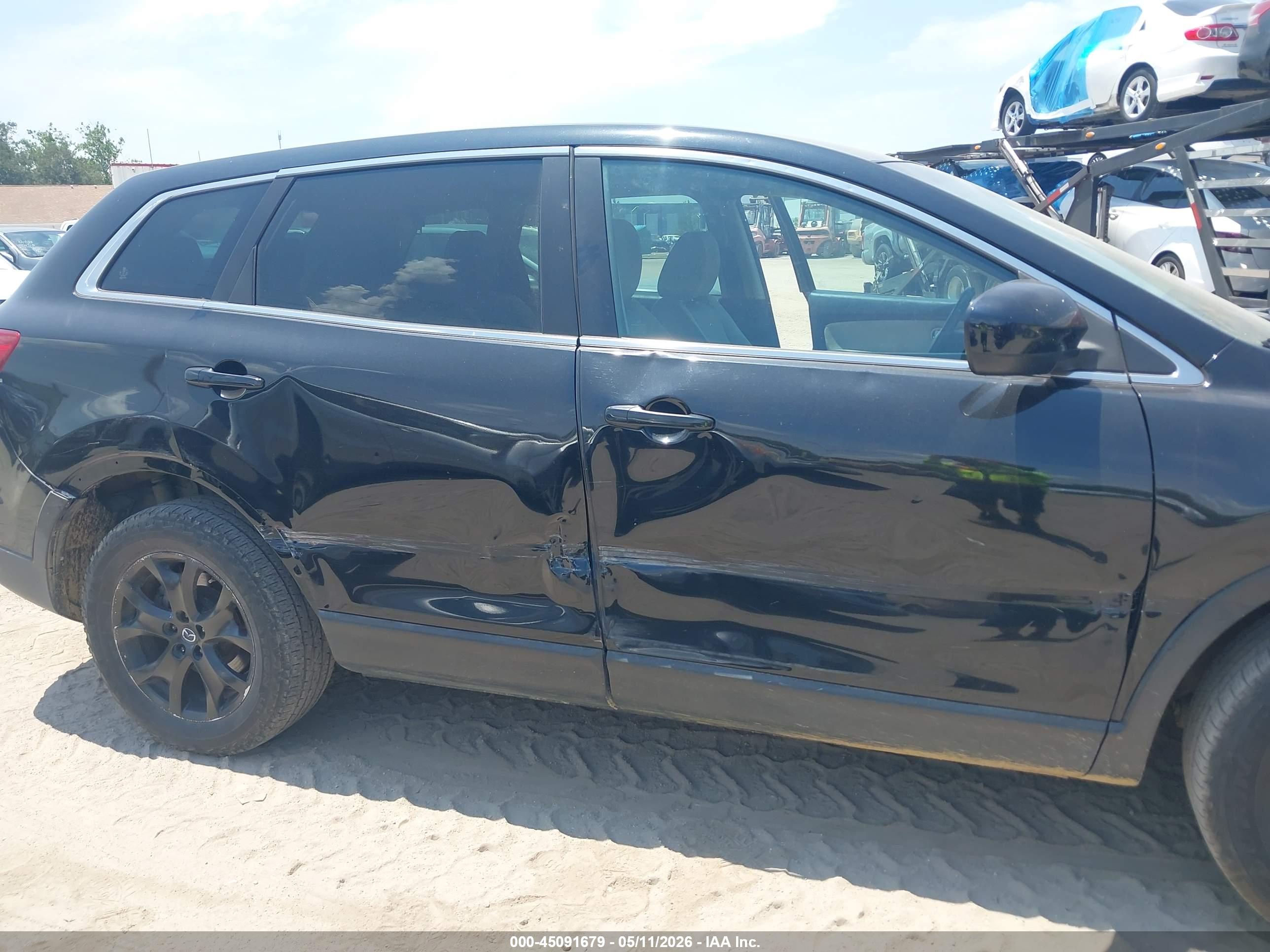 MAZDA CX-9 image 6