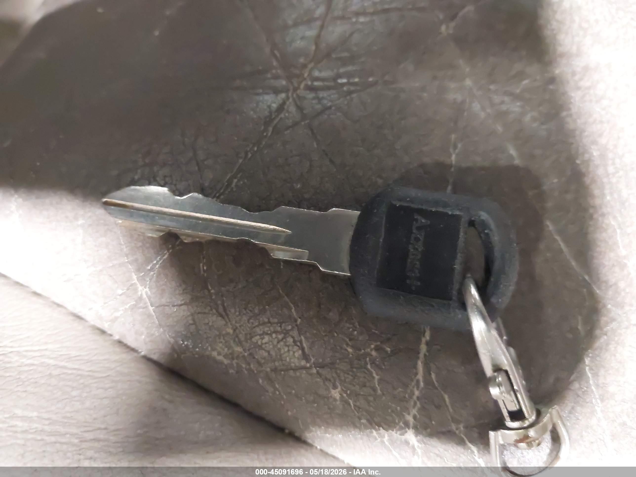 GMC YUKON image 11