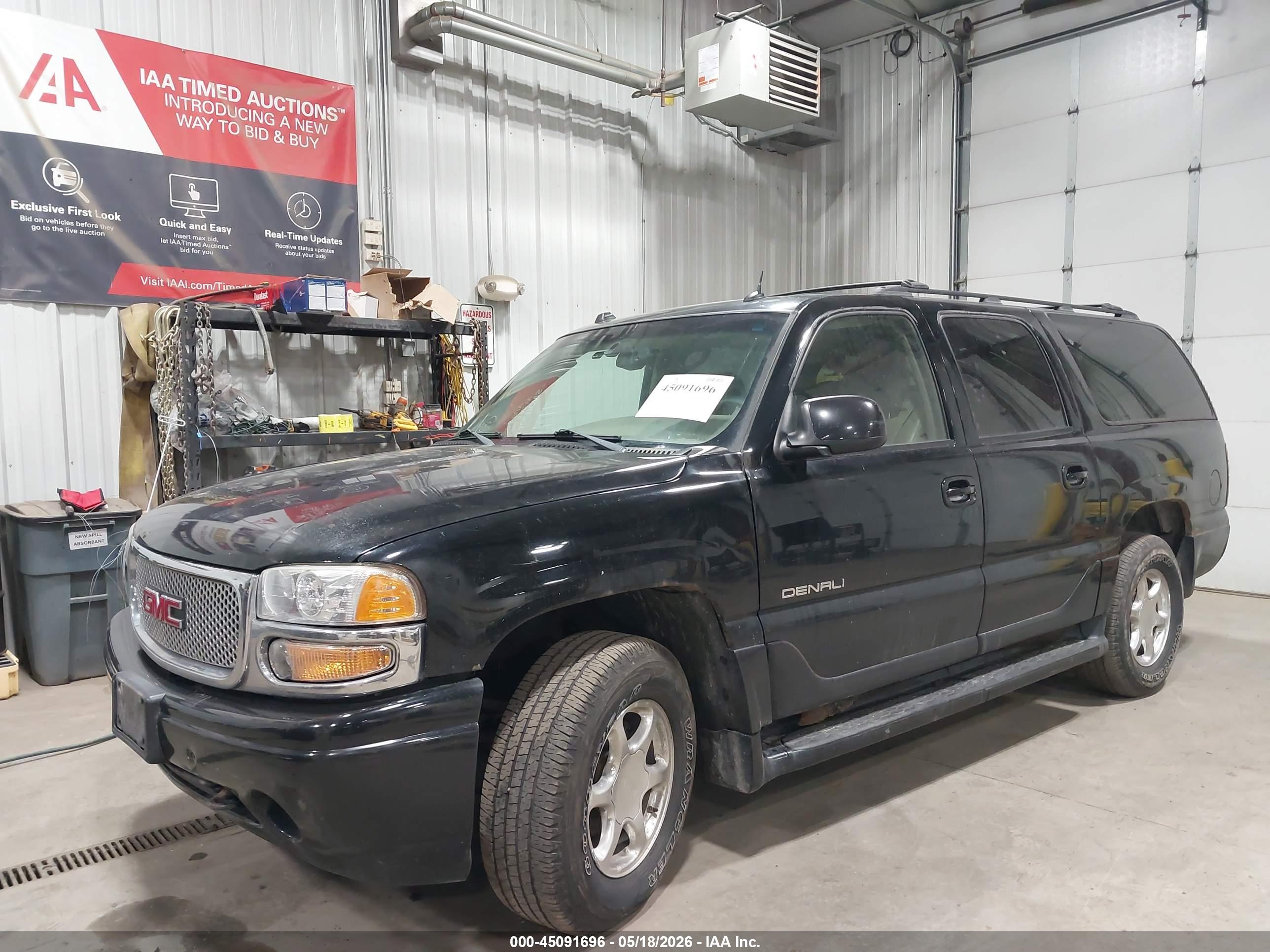 GMC YUKON image 6