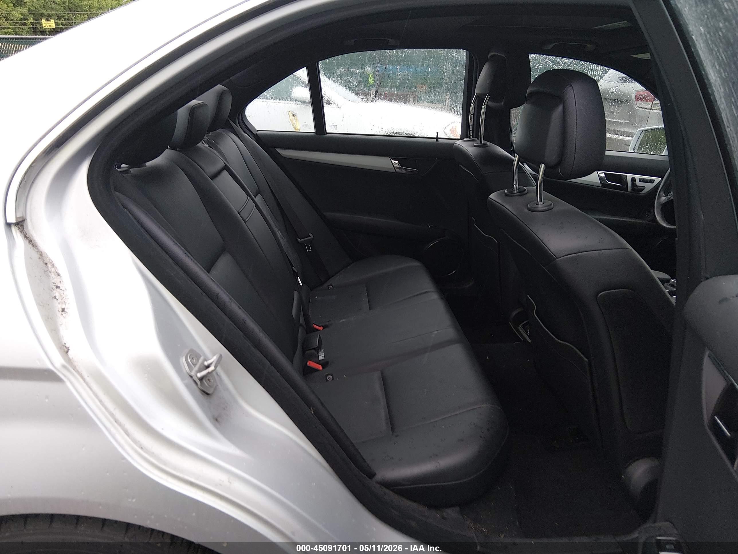 MERCEDES-BENZ C image 8