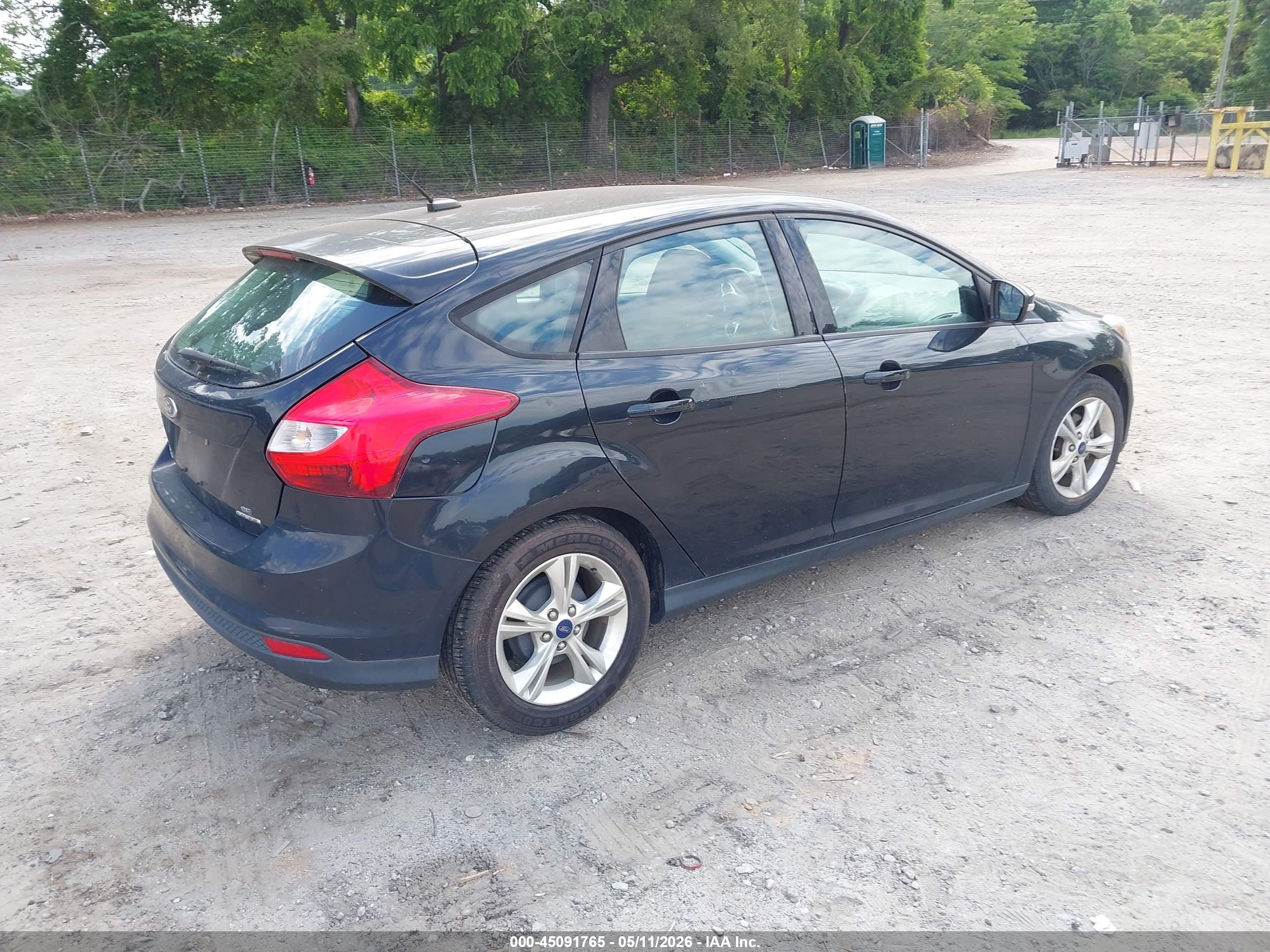 FORD FOCUS image 4
